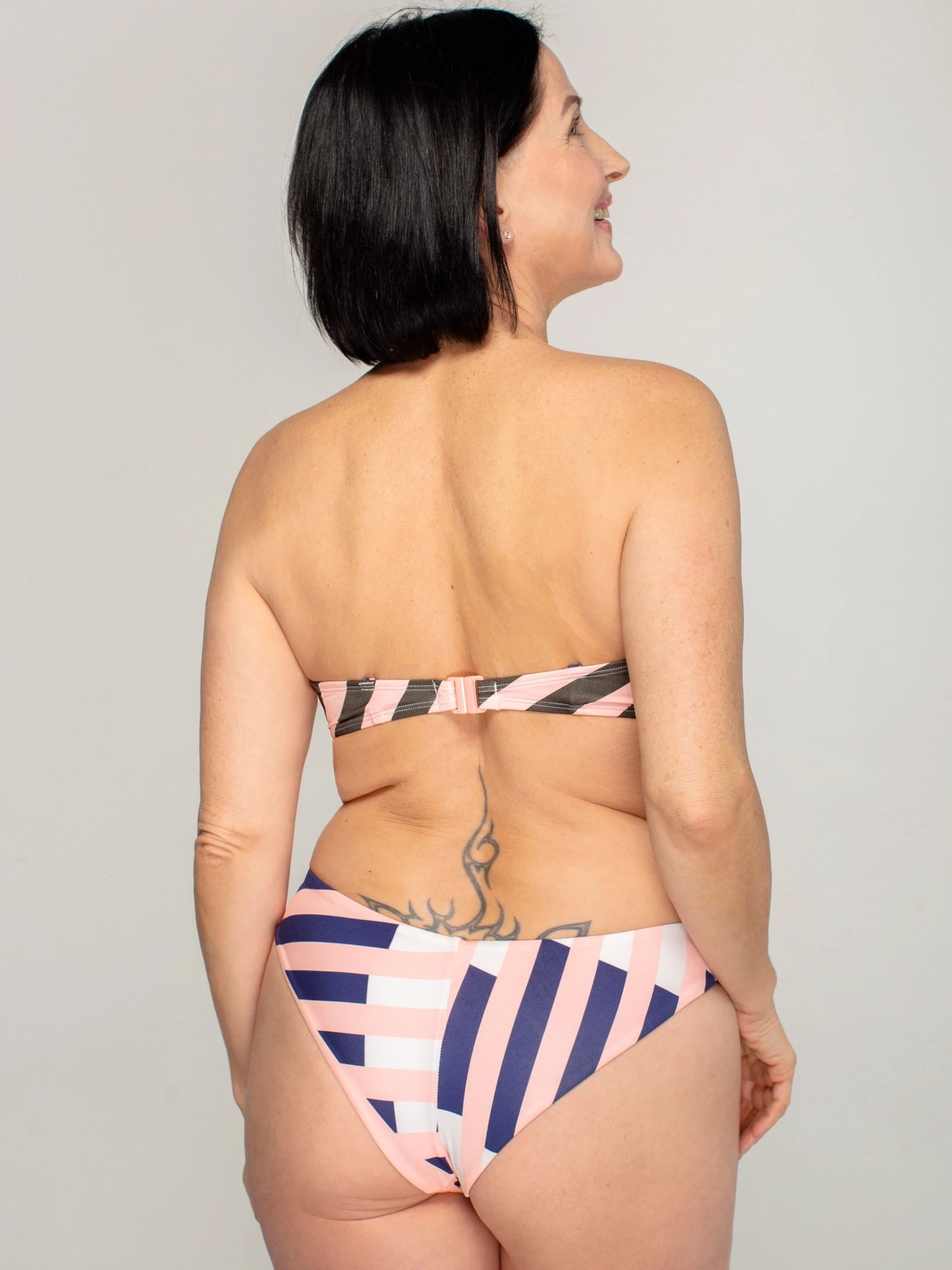 Одежда для пляжа Brabrabra модель SO205011_print-olive Одежда для пляжа Brabrabra модель SO205011_print-olive Фото