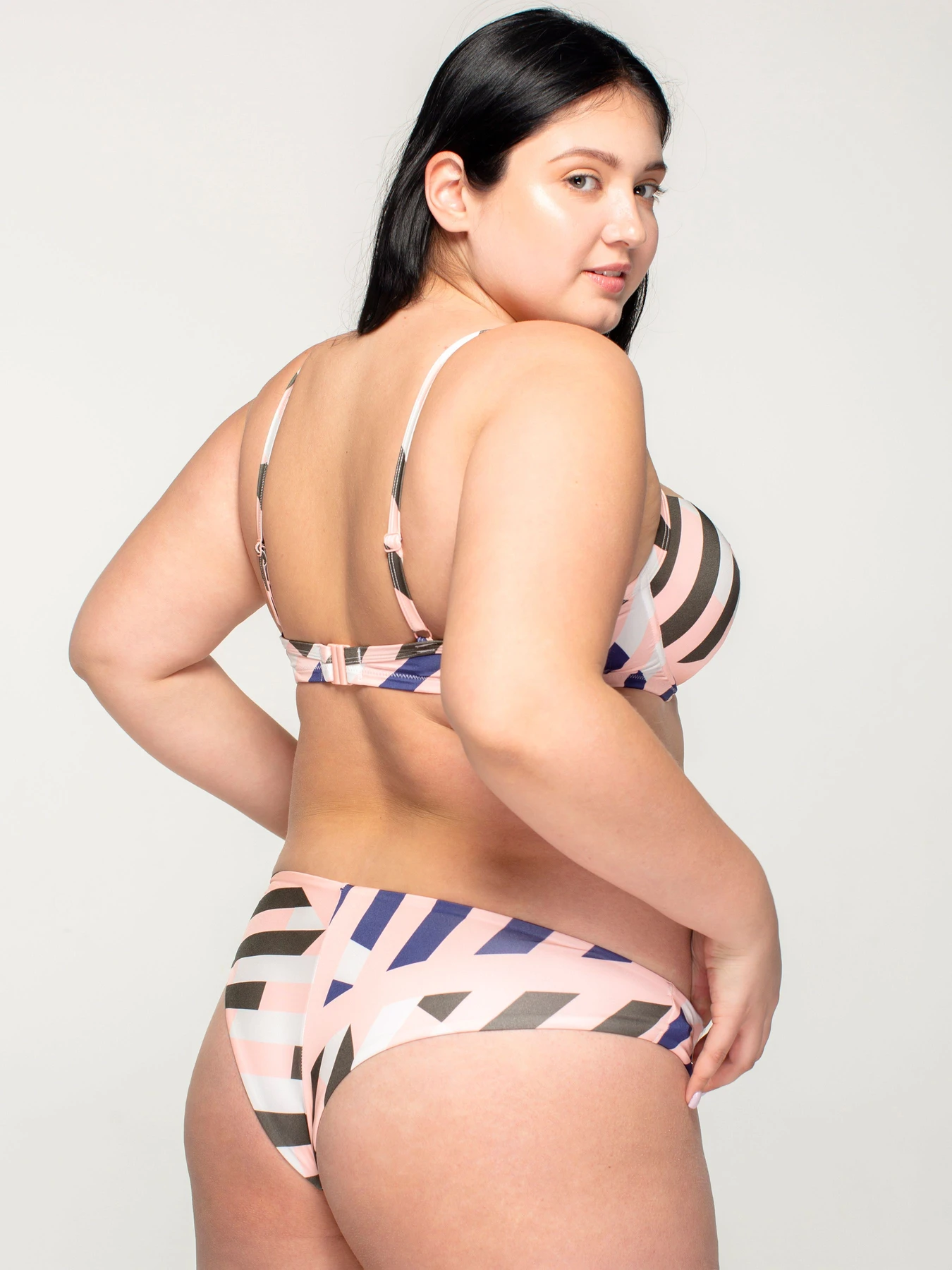 Одежда для пляжа Brabrabra модель SO205028_print-olive Одежда для пляжа Brabrabra модель SO205028_print-olive Фото