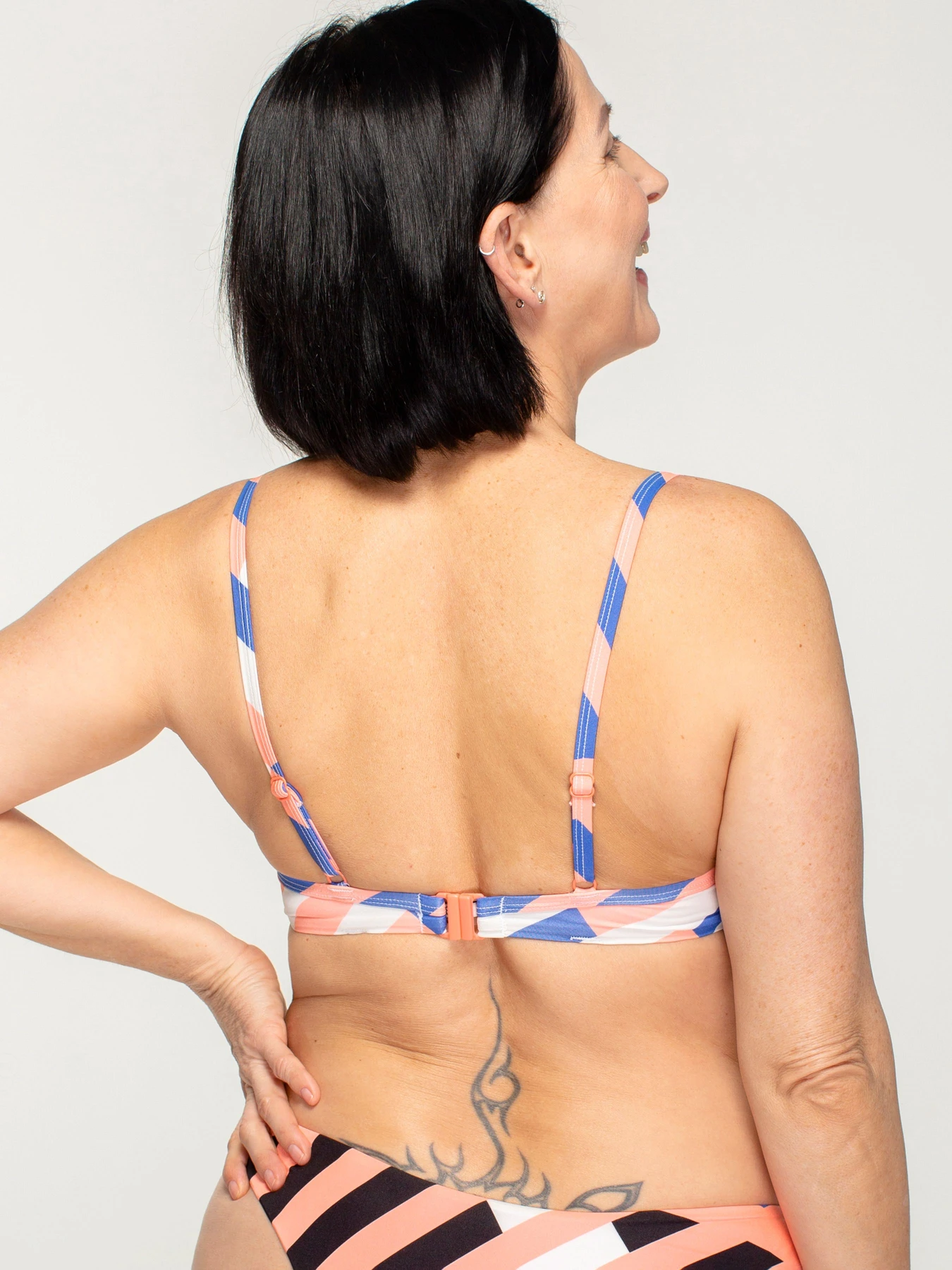 Одежда для пляжа Brabrabra модель SO205002_print-peach Одежда для пляжа Brabrabra модель SO205002_print-peach Фото
