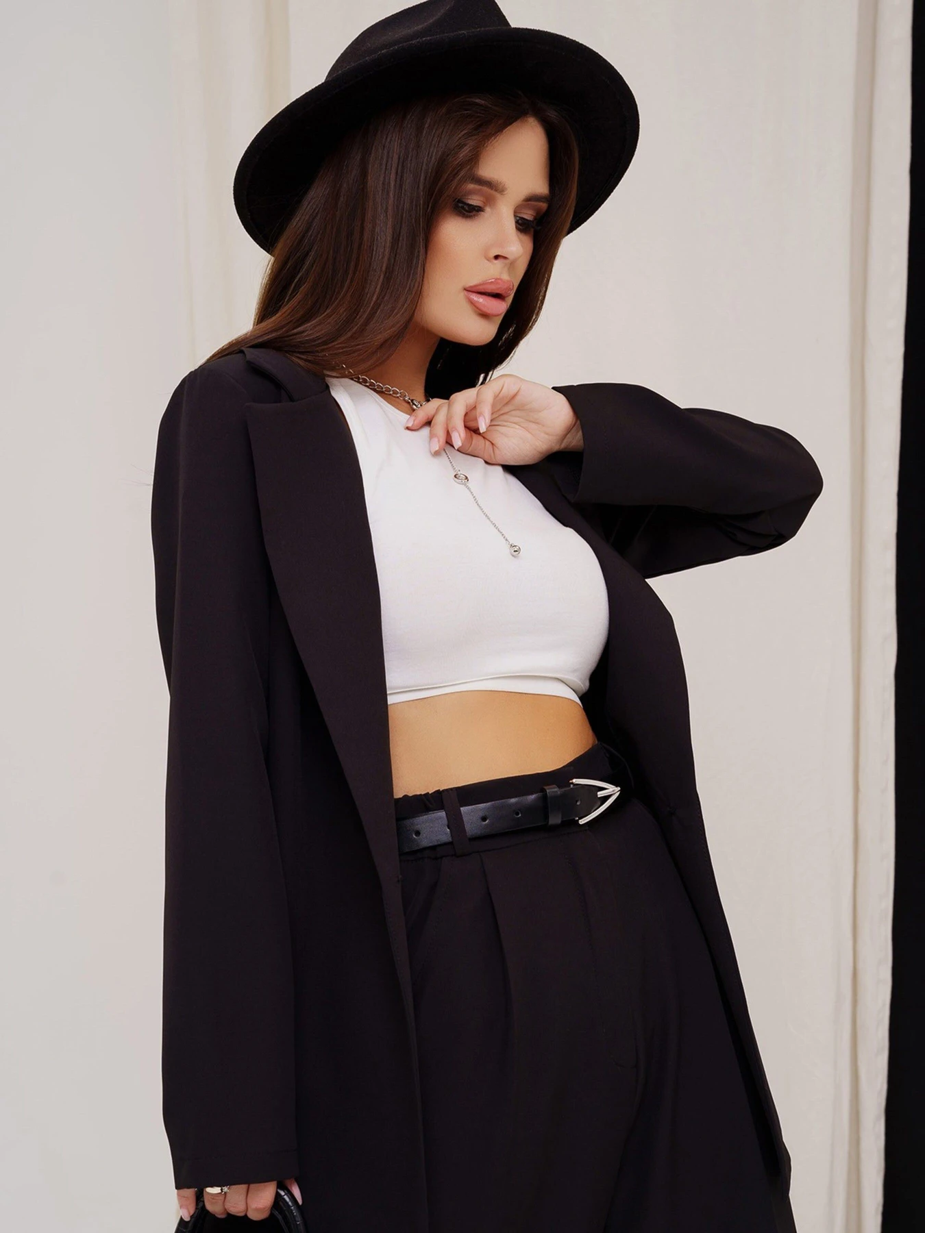 Костюмы ISSA Plus модель 12932_black Костюмы ISSA Plus модель 12932_black Фото