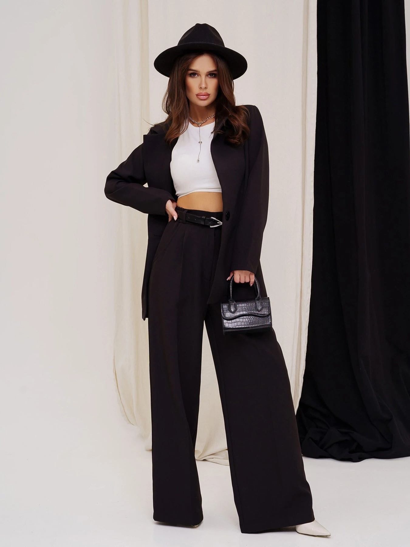 Костюмы ISSA Plus модель 12932_black Костюмы ISSA Plus модель 12932_black Фото