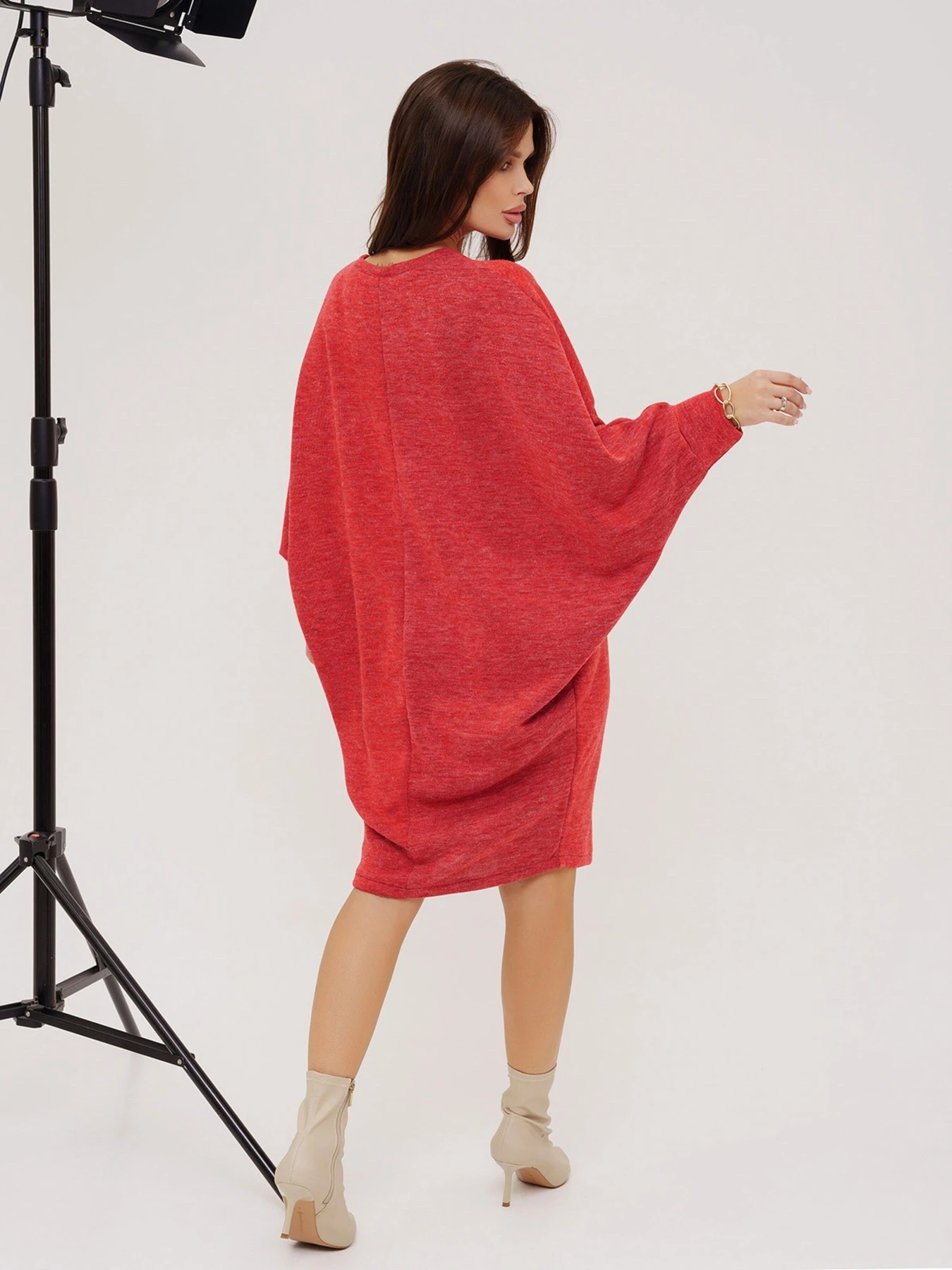 Платья ISSA Plus модель 13546_red Платья ISSA Plus модель 13546_red Фото