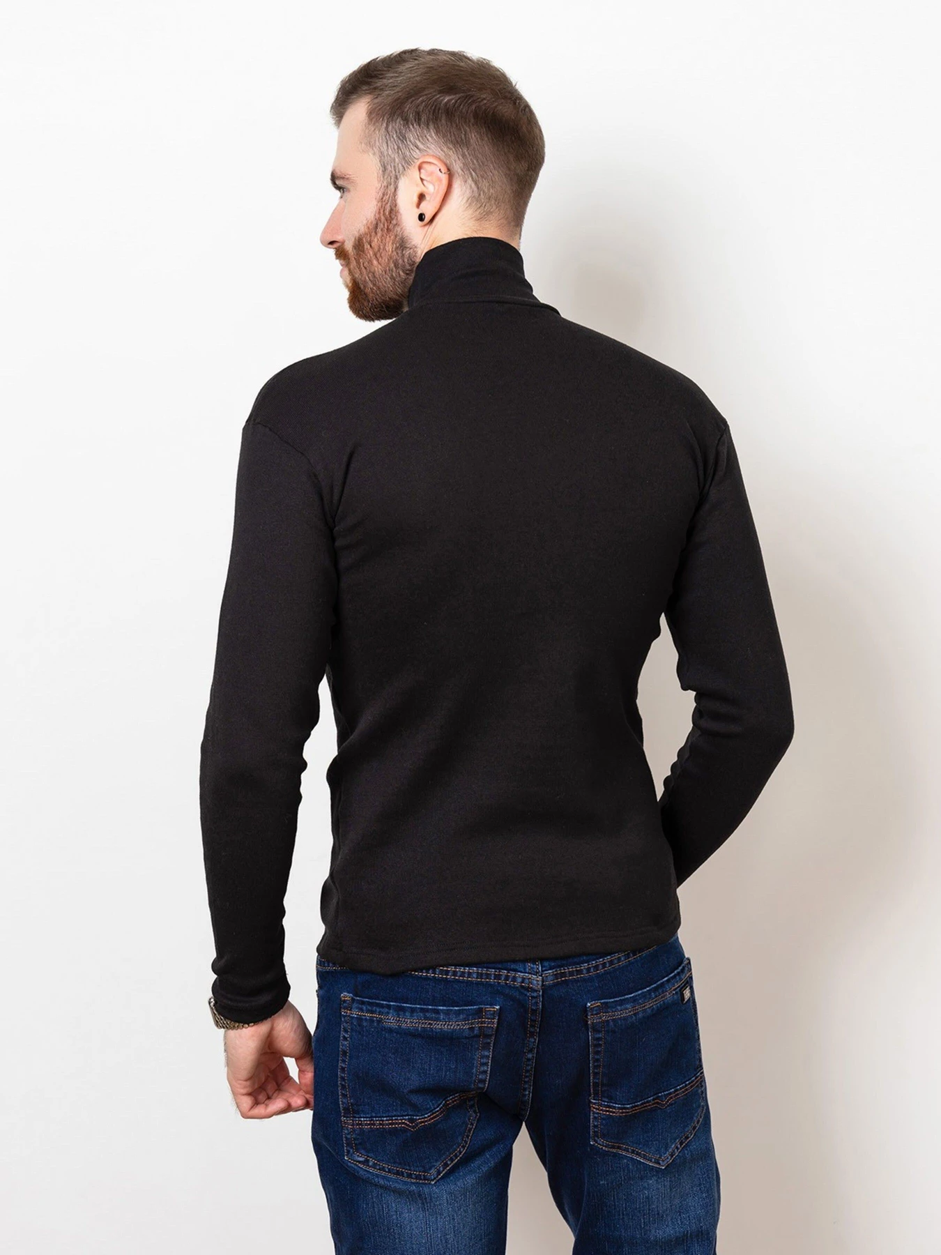 Свитры и кардиганы ISSA Plus модель GN4-56_black Фото