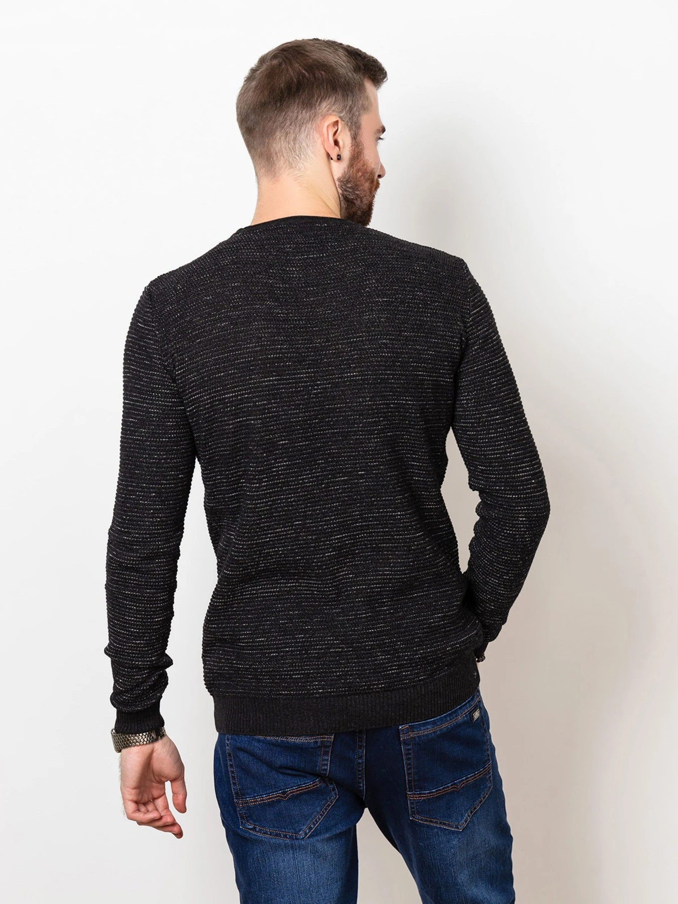 Свитры и кардиганы ISSA Plus модель GN4-60_black Фото