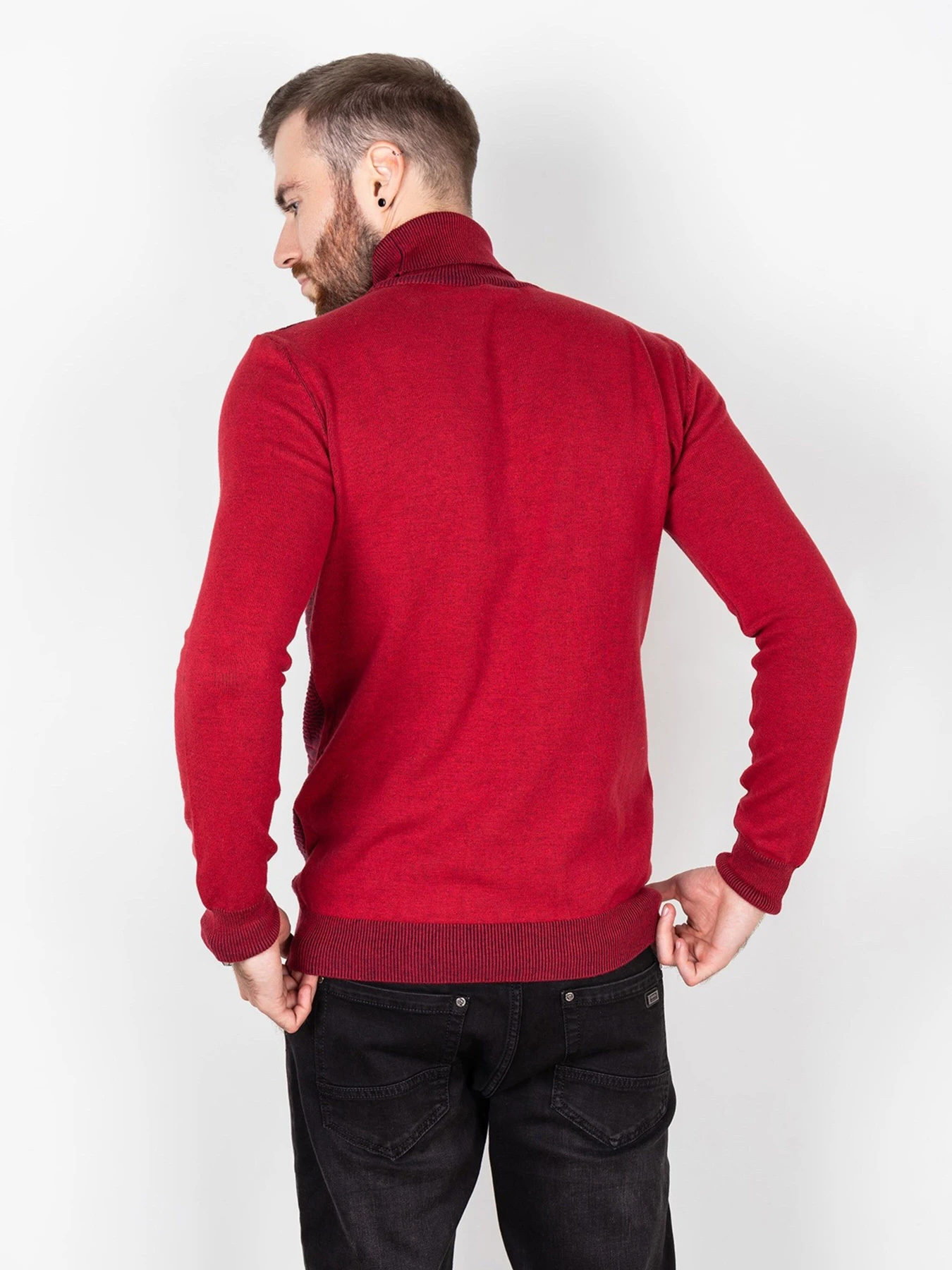 Светри та кардигани ISSA Plus модель GN4-59_red. Светри та кардигани ISSA Plus модель GN4-59_red. Фото