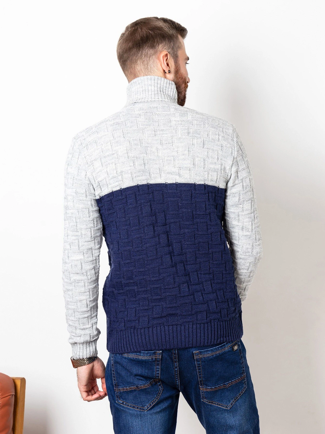 Свитры и кардиганы ISSA Plus модель GN4-73_greyblue. Фото