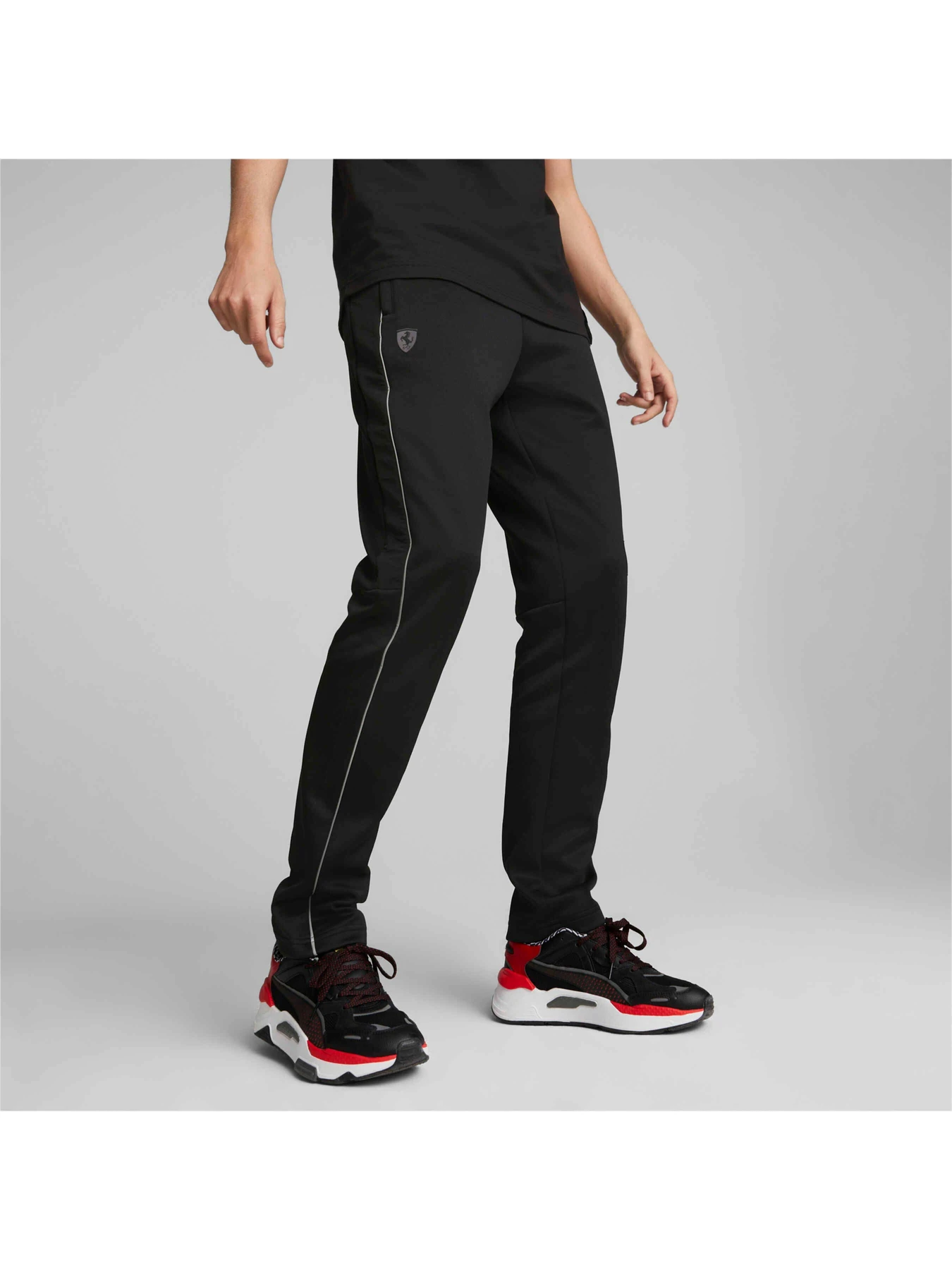 Штани PUMA Ferrari Style Mt7 Track Pant модель 535778 Штани PUMA Ferrari Style Mt7 Track Pant модель 535778 Фото