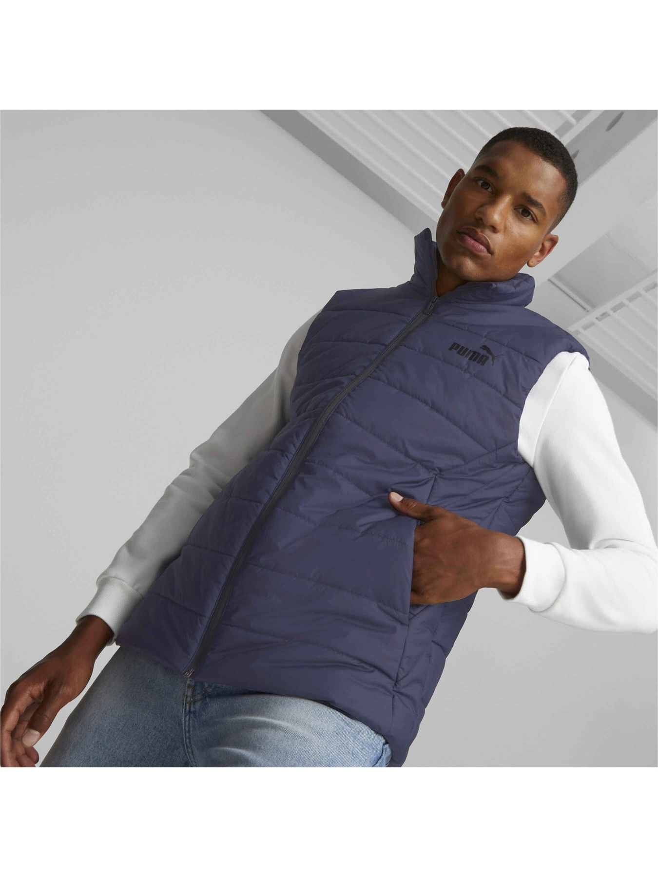 Куртки и дубленки PUMA Ess Padded Vest модель 848939 Фото