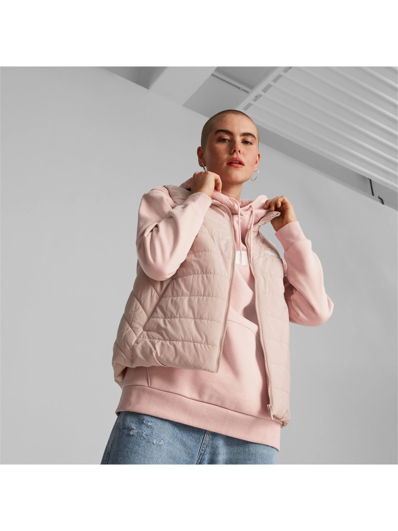 Куртки и дубленки PUMA модель 848941 Куртки и дубленки PUMA модель 848941 Фото