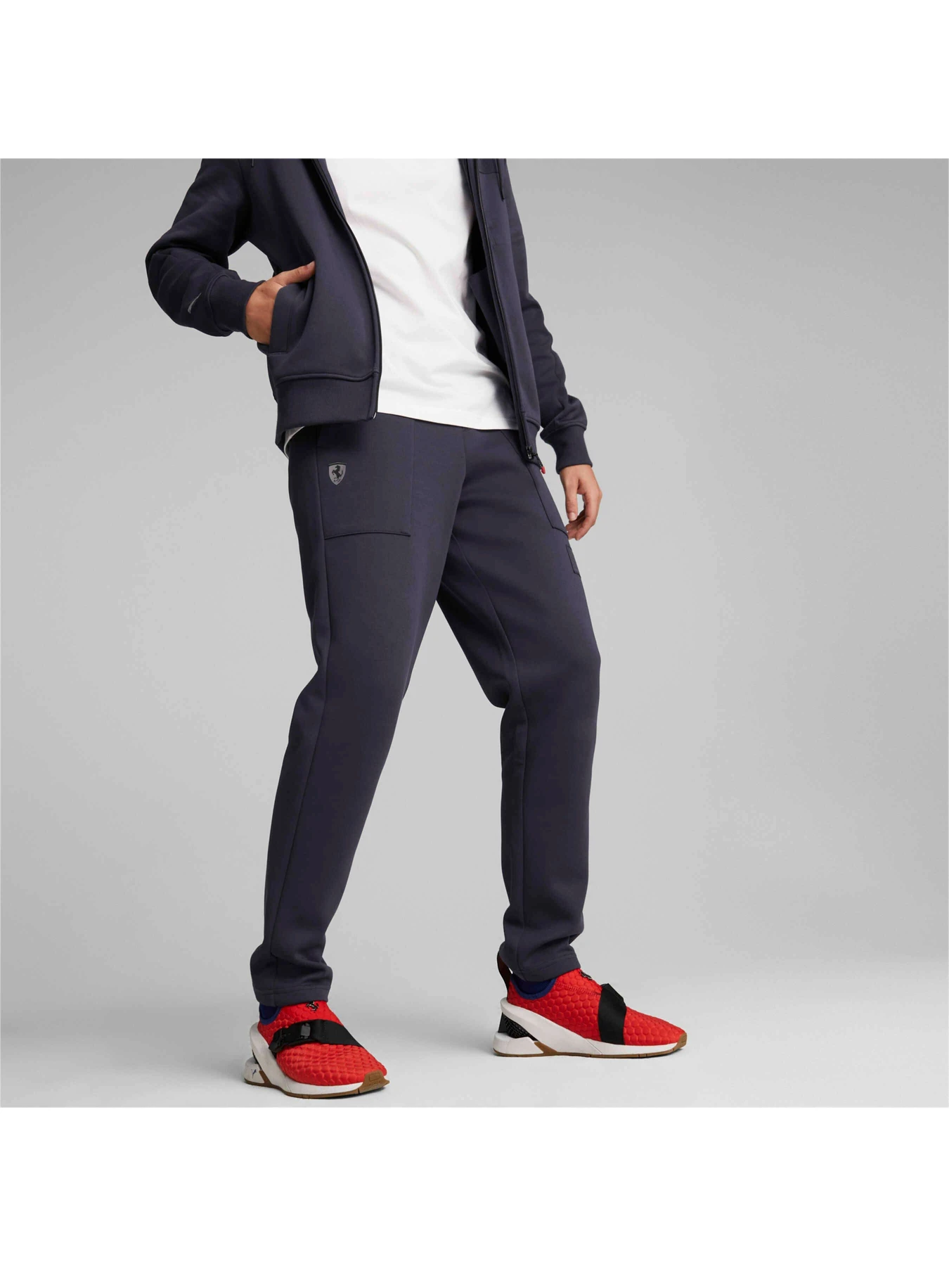 Брюки PUMA Ferrari Style Sweat Pants модель 535774 Брюки PUMA Ferrari Style Sweat Pants модель 535774 Фото