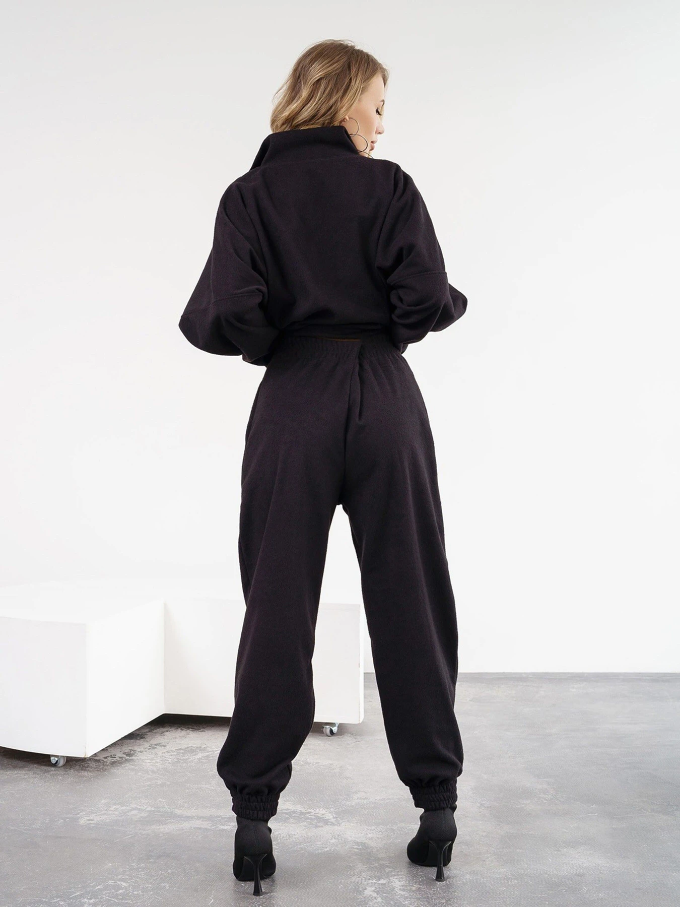 Костюмы ISSA Plus модель 13560_black Фото