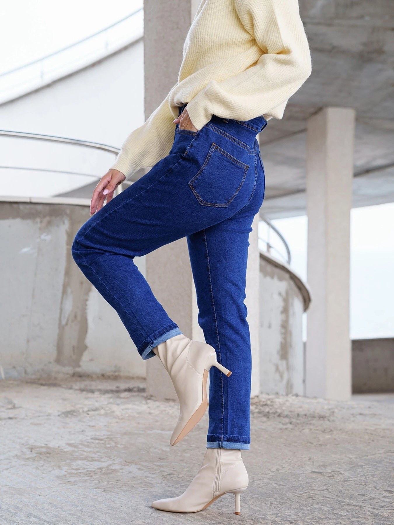 Джинси ISSA Plus модель WN20-311_blue Джинси ISSA Plus модель WN20-311_blue Фото