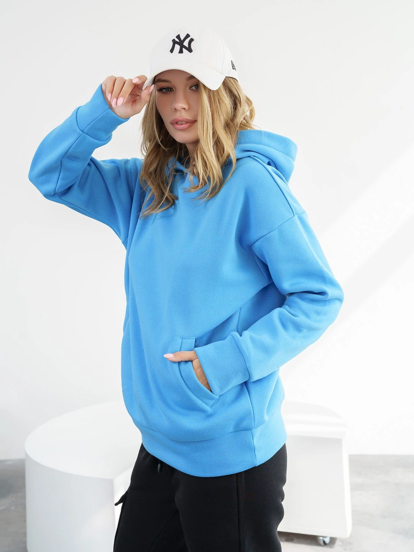 Худи и свитшоты ISSA Plus модель 13563_blue Фото