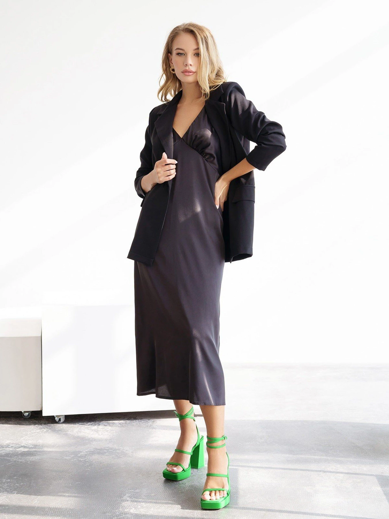 Костюми ISSA Plus модель 13582_black Фото