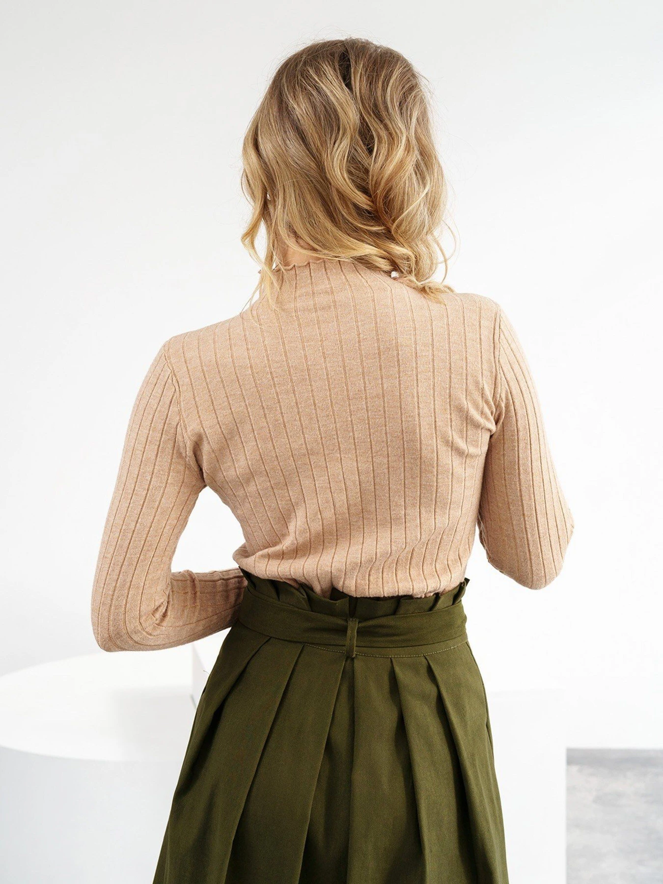 Светри та кардигани ISSA Plus модель WN20-329_beige Светри та кардигани ISSA Plus модель WN20-329_beige Фото