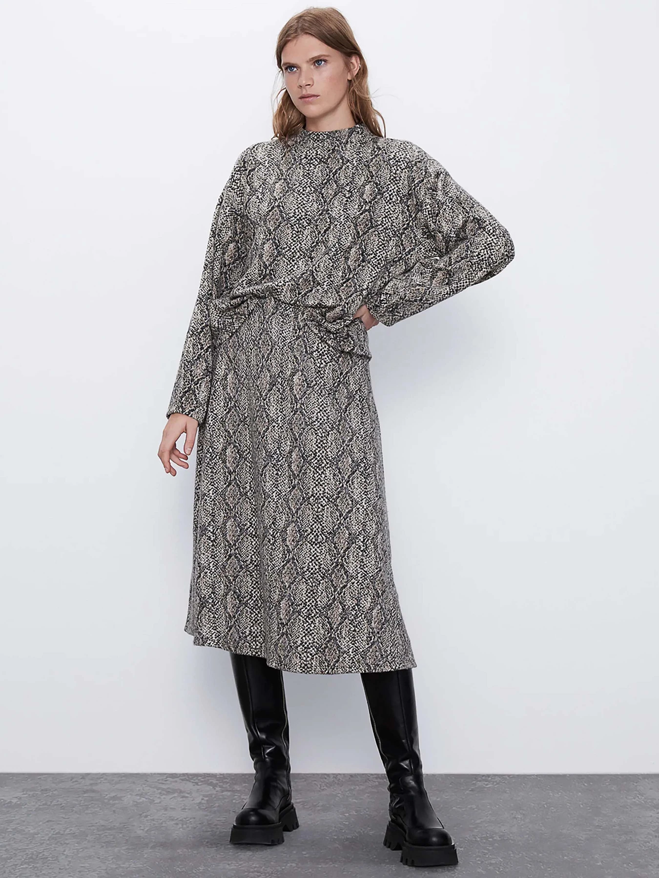 Юбки ZARA модель 65010 Фото