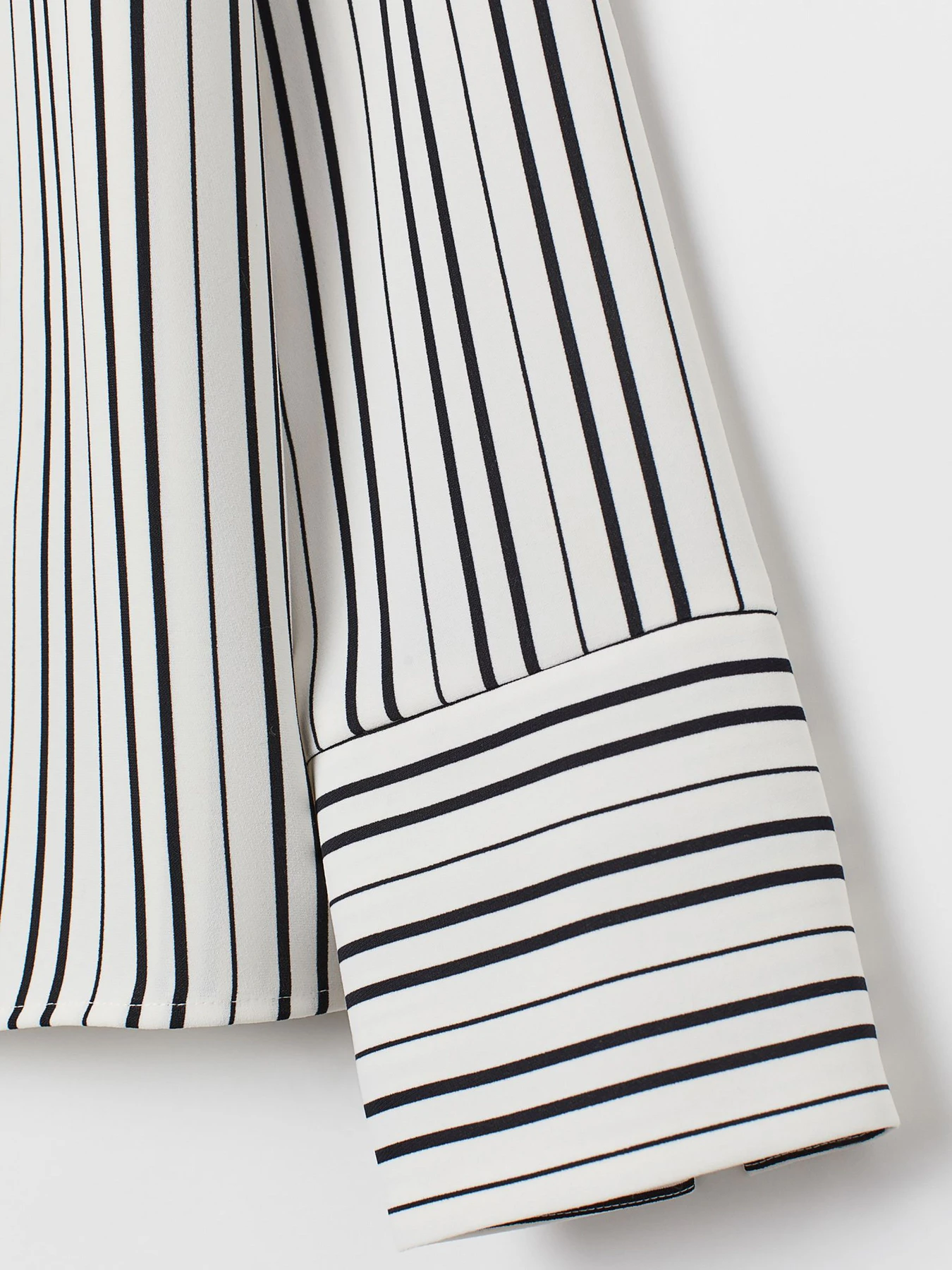 Рубашки H&M модель 56346 Фото