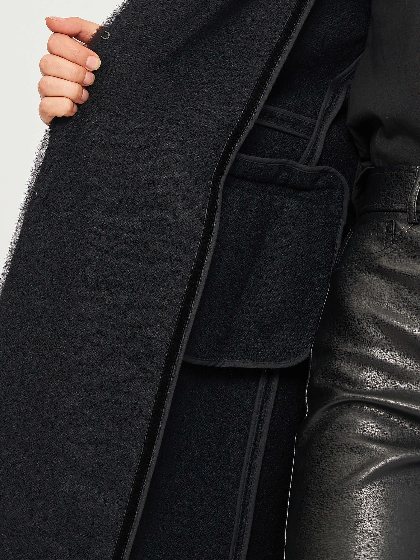Пальто и плащи ZARA модель 65086 Фото