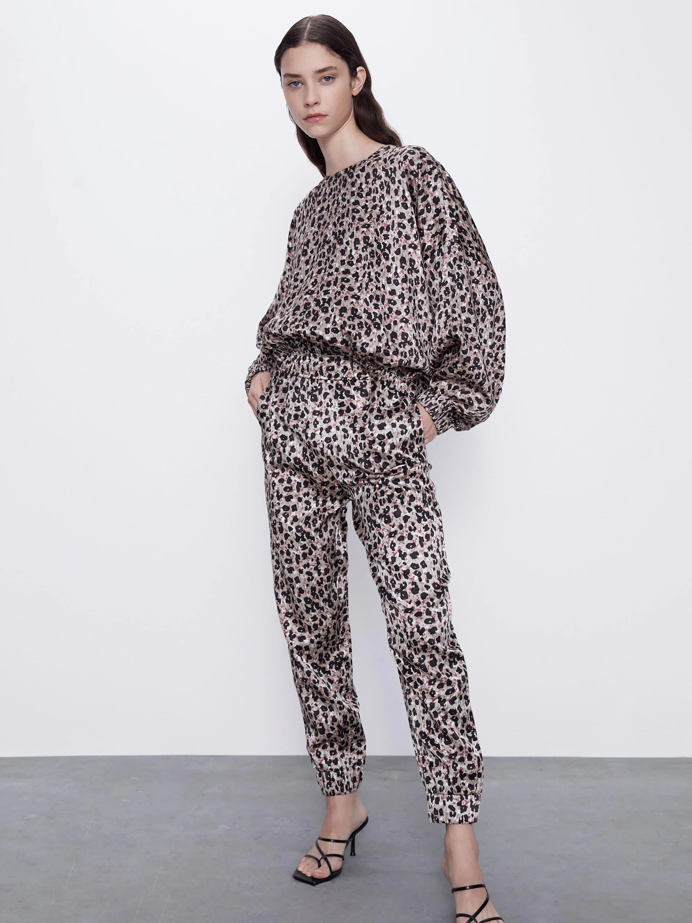 Рубашки ZARA модель 65684 Фото