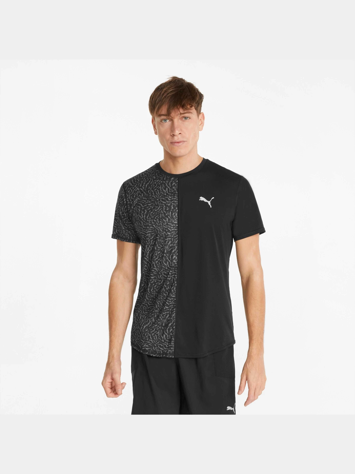 Футболки і поло PUMA Run Graphic Ss Tee M модель 521402 Фото