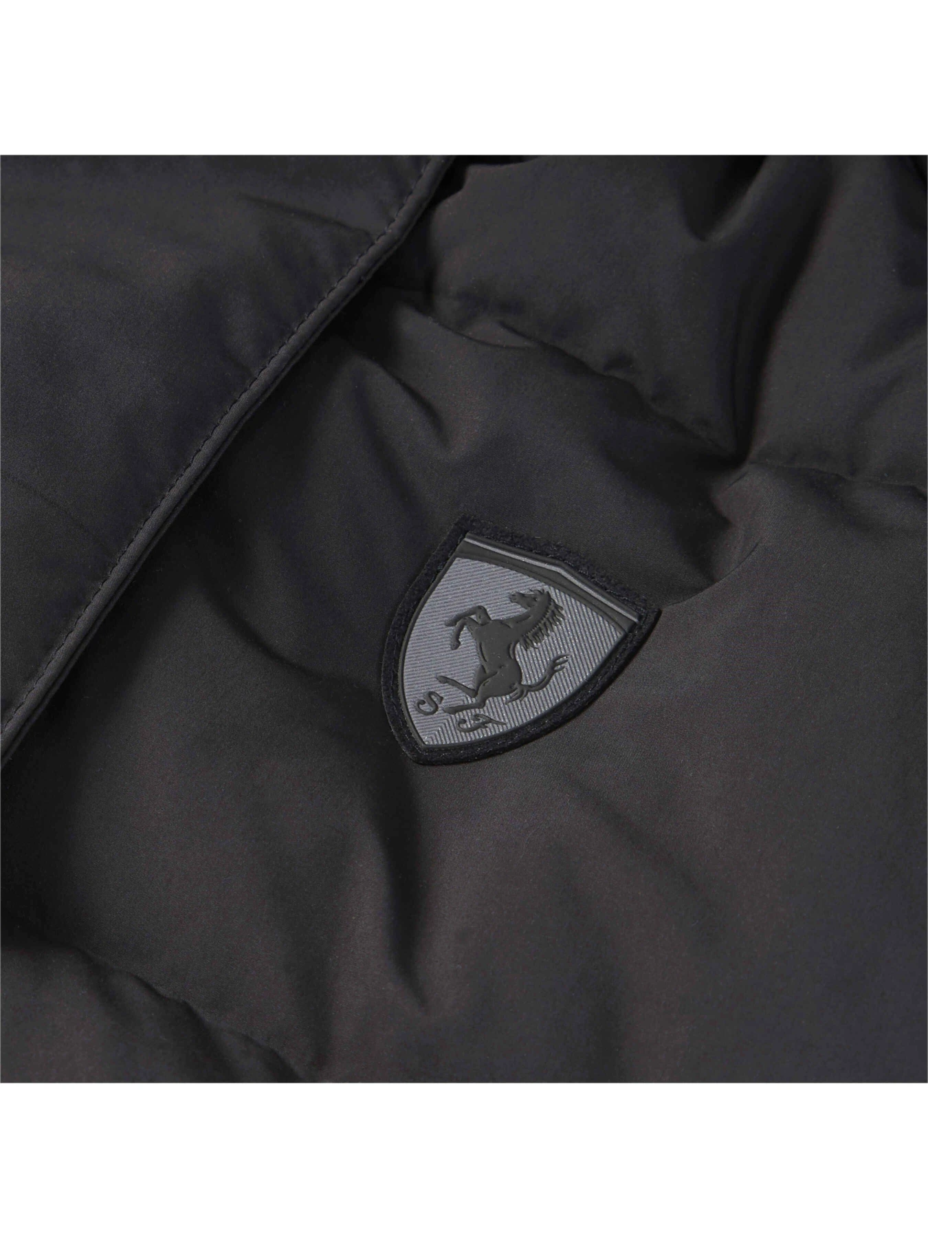 Куртки и дубленки PUMA Ferrari Style Wmn Down Jackt модель 531775 Фото
