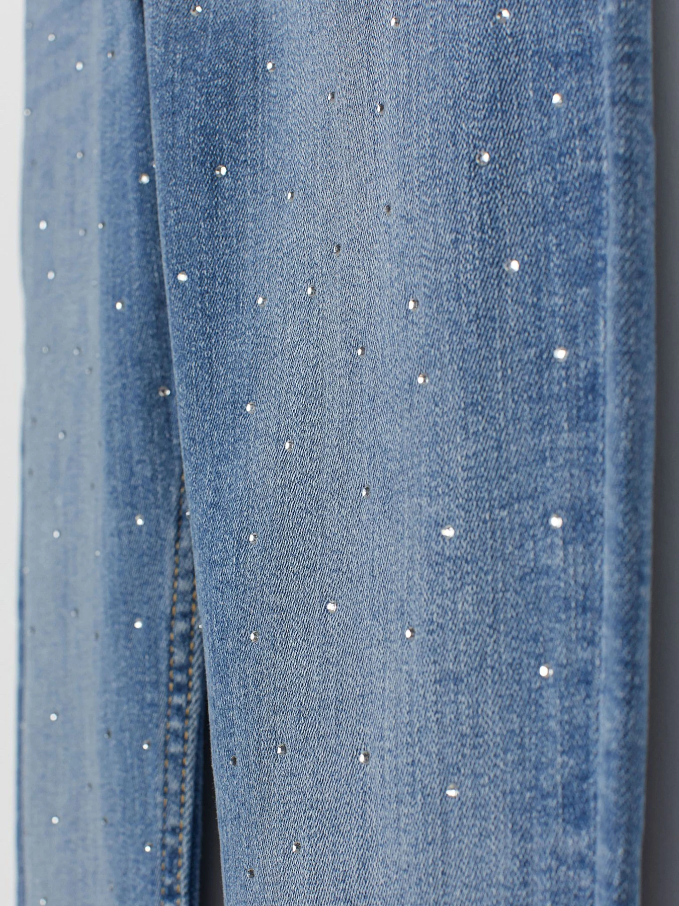 Джинсы H&M модель 63038 Фото