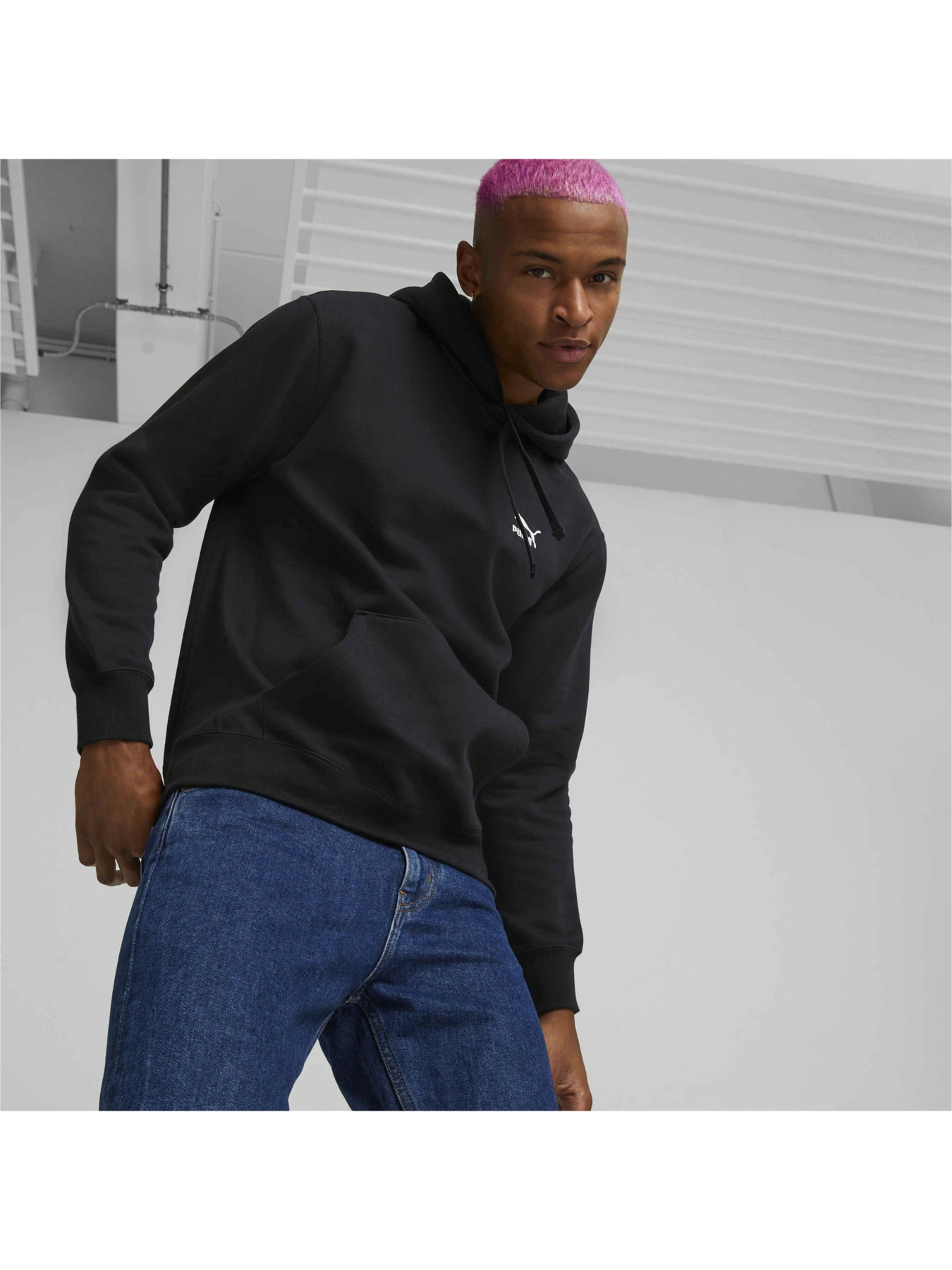Худи и свитшоты PUMA Classics Hoodie модель 535596 Худи и свитшоты PUMA Classics Hoodie модель 535596 Фото