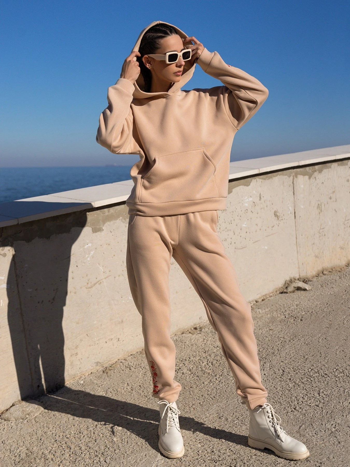 Костюмы ISSA Plus модель 13601_beige Фото