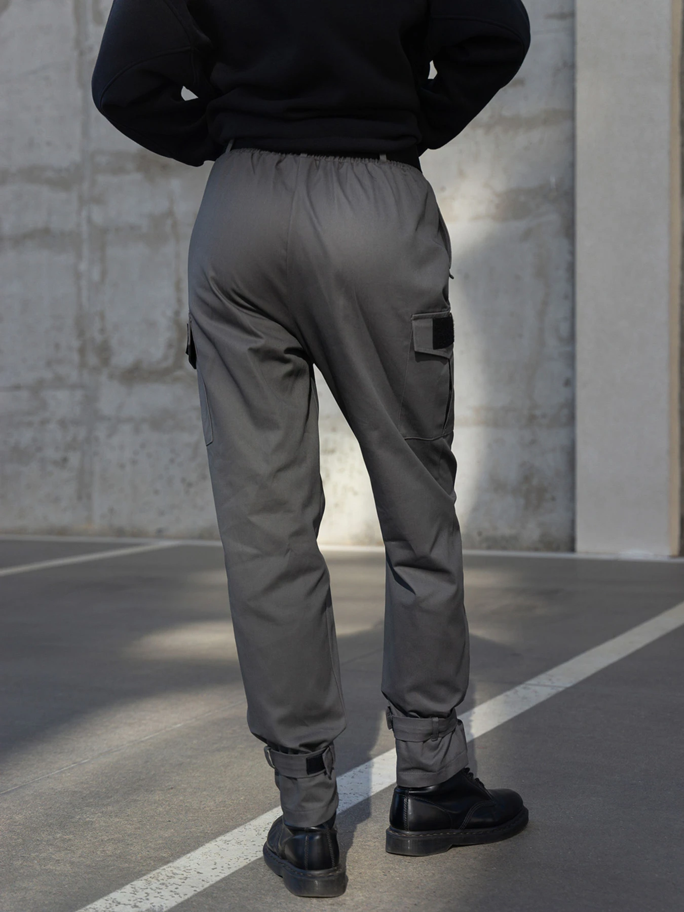 Брюки ISSA Plus модель 13596_grey Брюки ISSA Plus модель 13596_grey Фото