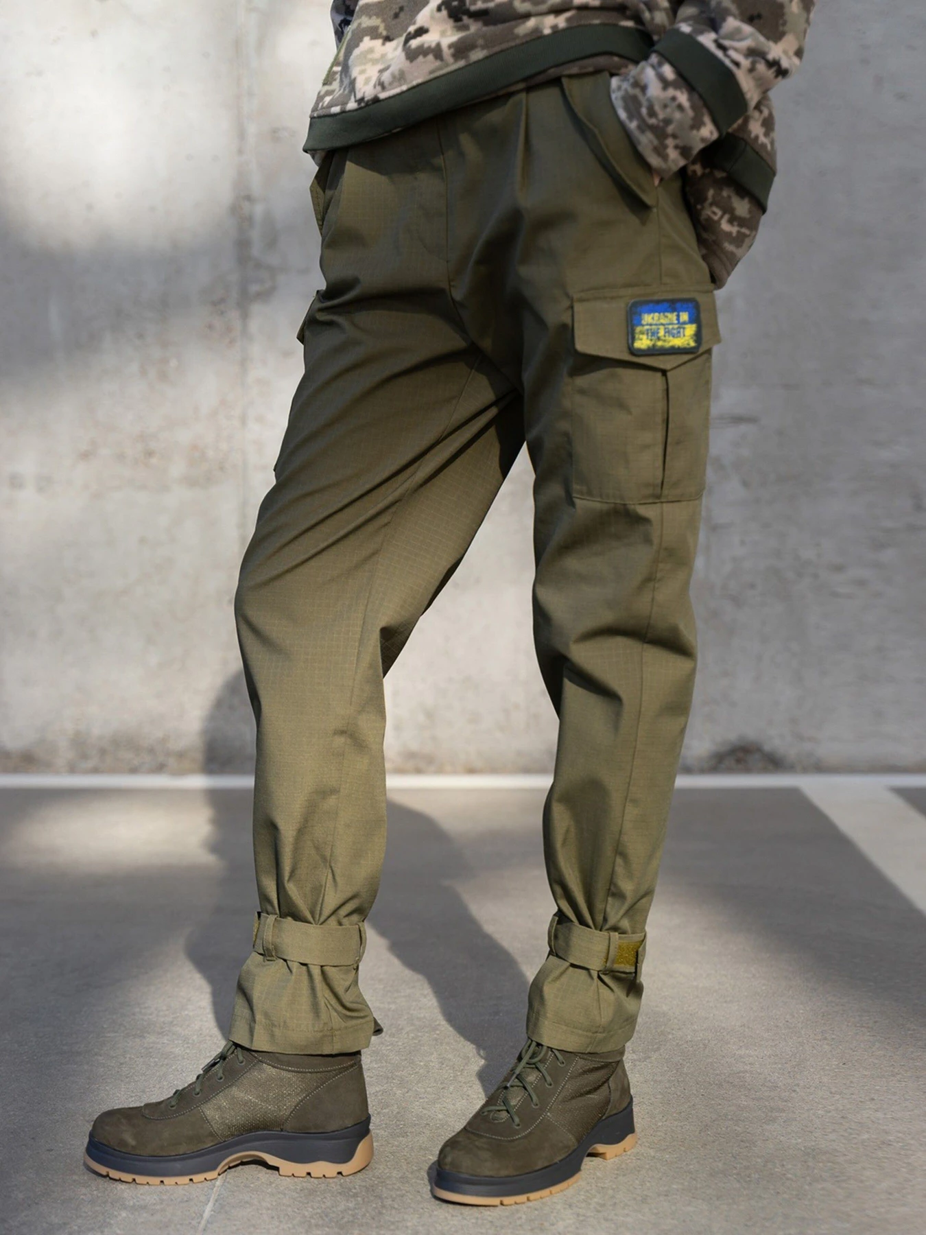 Брюки ISSA Plus модель 13598_khaki Брюки ISSA Plus модель 13598_khaki Фото
