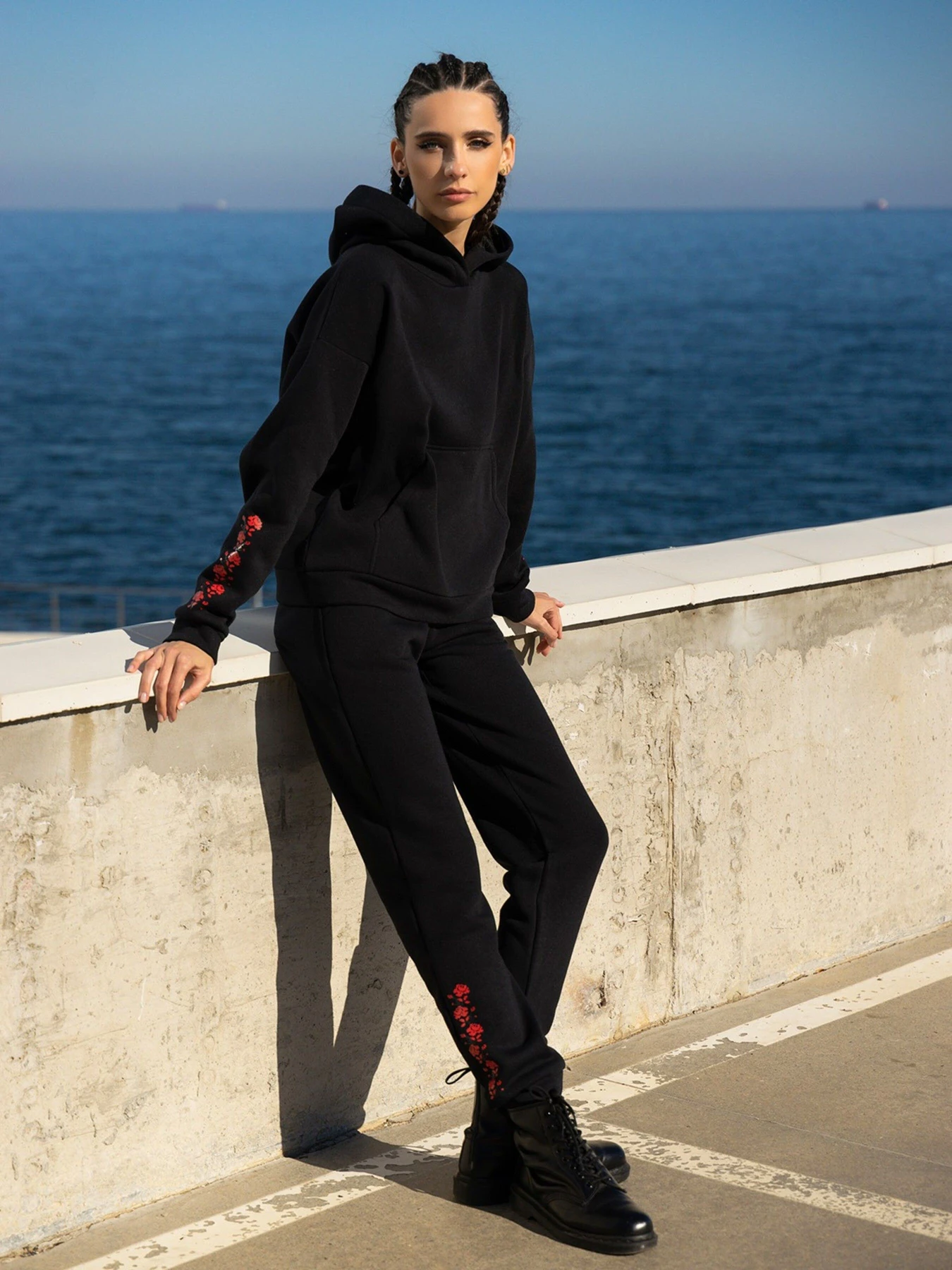 Костюмы ISSA Plus модель 13601_black Фото