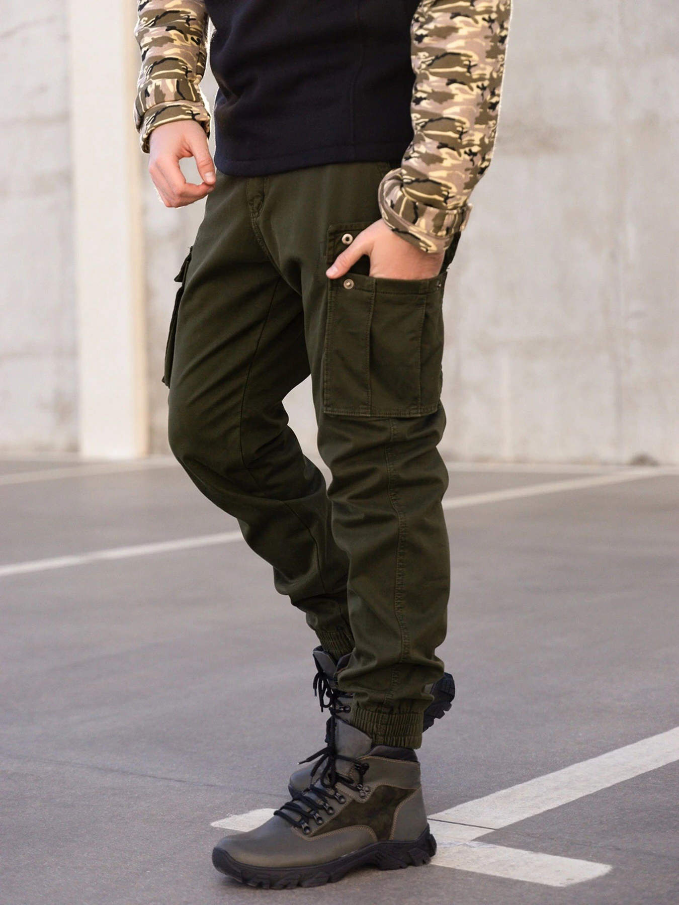 Брюки ISSA Plus модель GN-474_khaki Брюки ISSA Plus модель GN-474_khaki Фото