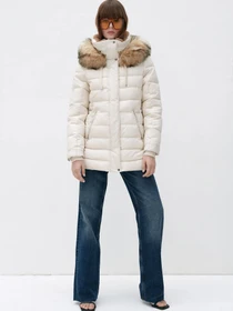 Куртки и дубленки ZARA модель 64976 Фото