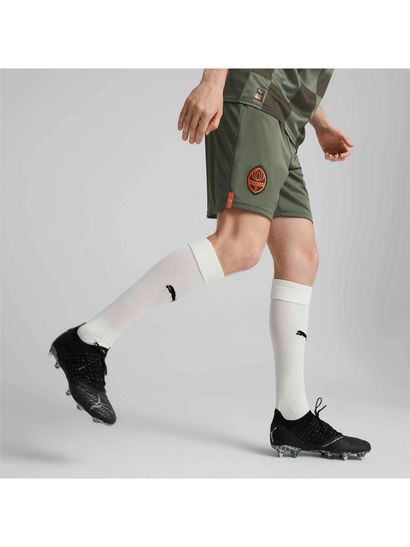 Шорти PUMA Fcsd Shorts Replica модель 765639 Фото