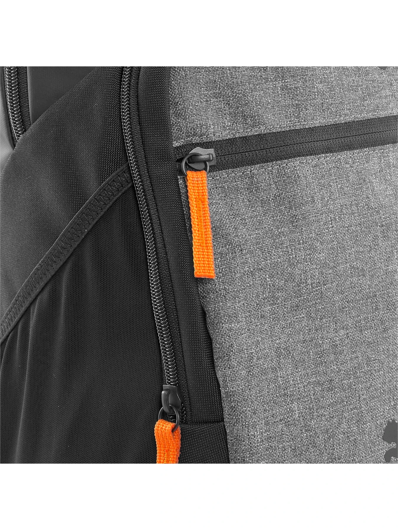 Рюкзаки PUMA Fcsd Teamfinal Backpack L модель 079265 Рюкзаки PUMA Fcsd Teamfinal Backpack L модель 079265 Фото