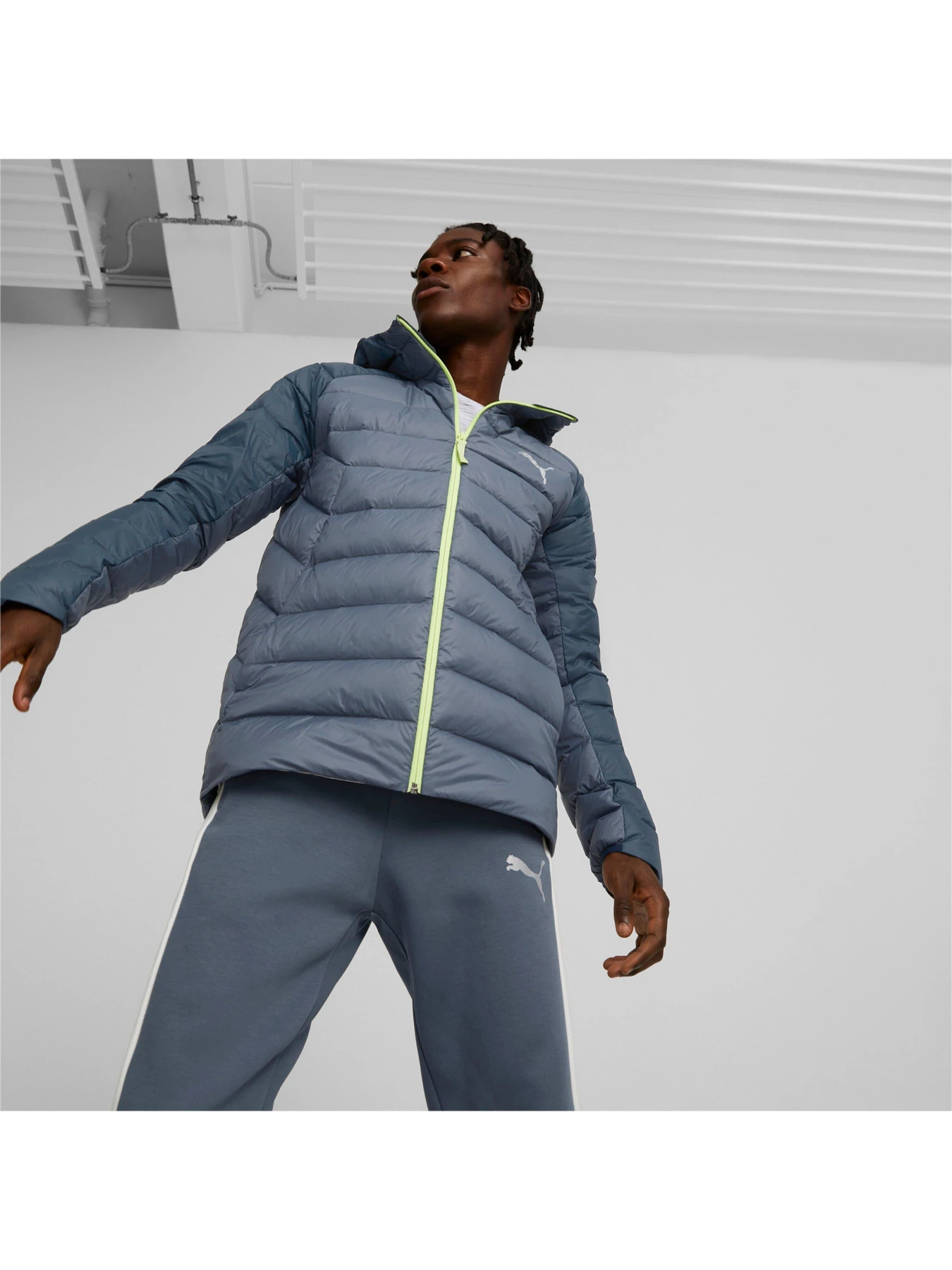 Куртки и дубленки PUMA модель 849355 Куртки и дубленки PUMA модель 849355 Фото