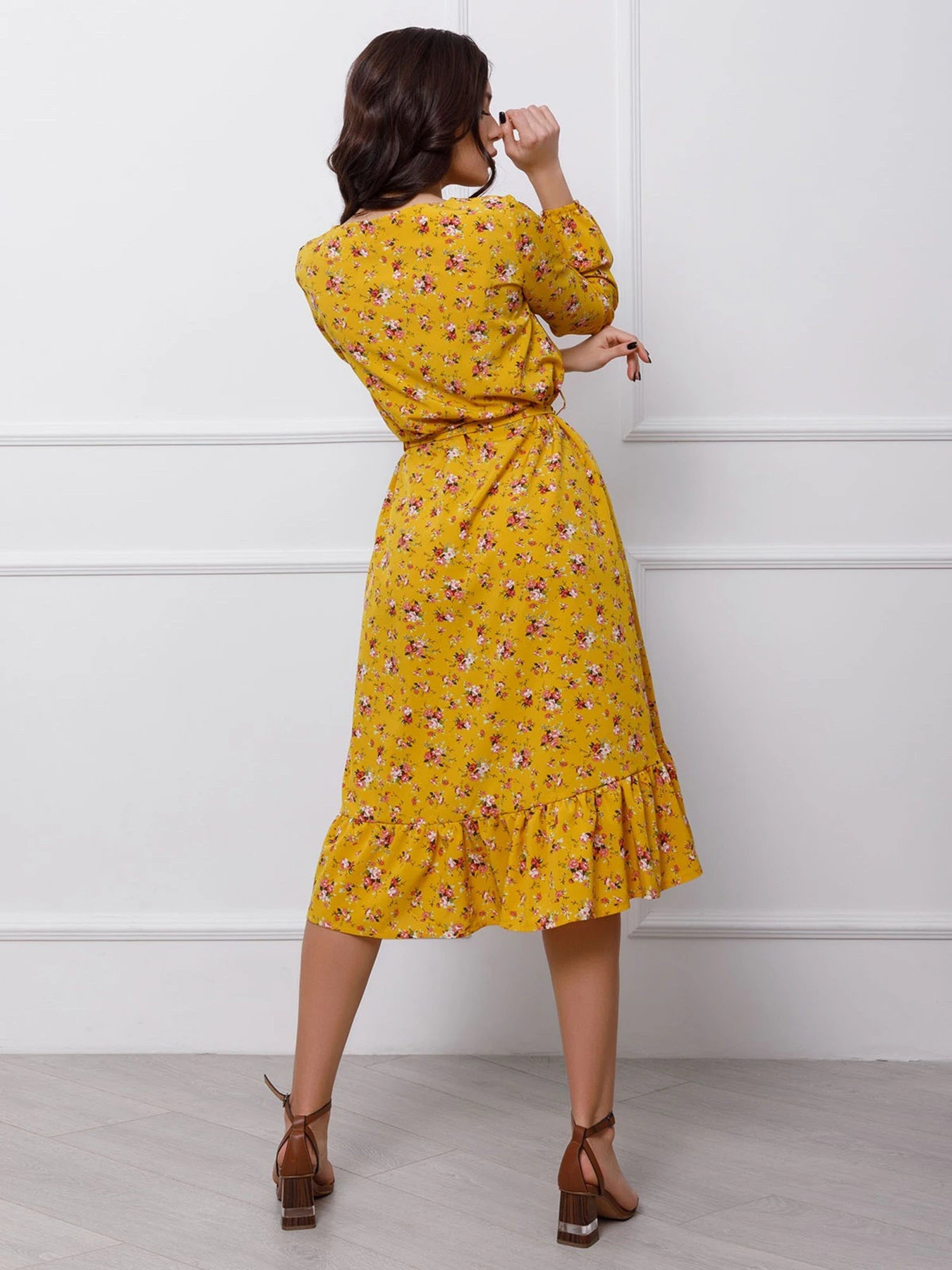 Сукні ISSA Plus модель 12413_mustard Сукні ISSA Plus модель 12413_mustard Фото