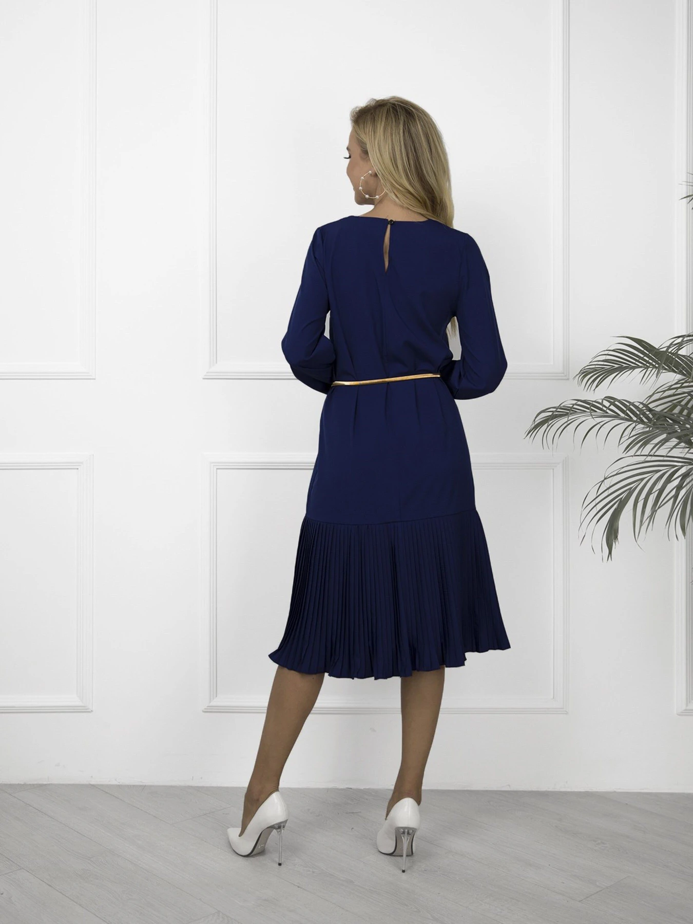 Сукні ISSA Plus модель 12112_blue Сукні ISSA Plus модель 12112_blue Фото