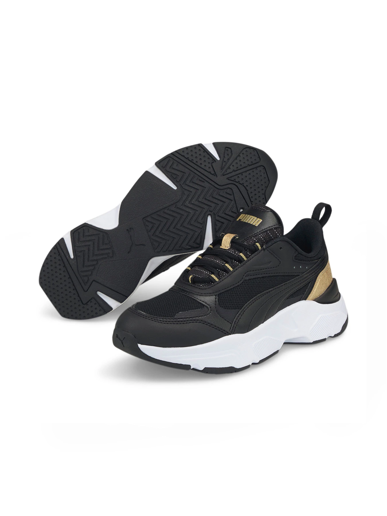 Кросівки PUMA Cassia Distressed модель 387645 Кросівки PUMA Cassia Distressed модель 387645 Фото