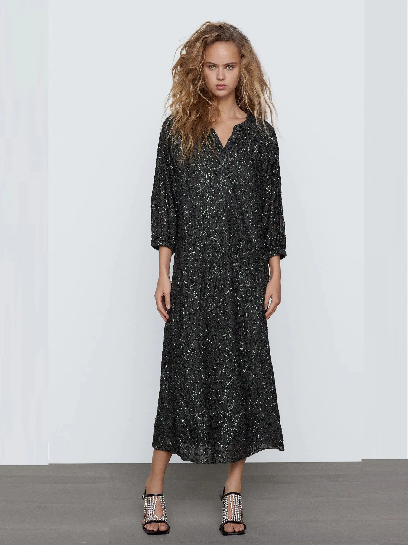 Платья ZARA модель 65430 Фото