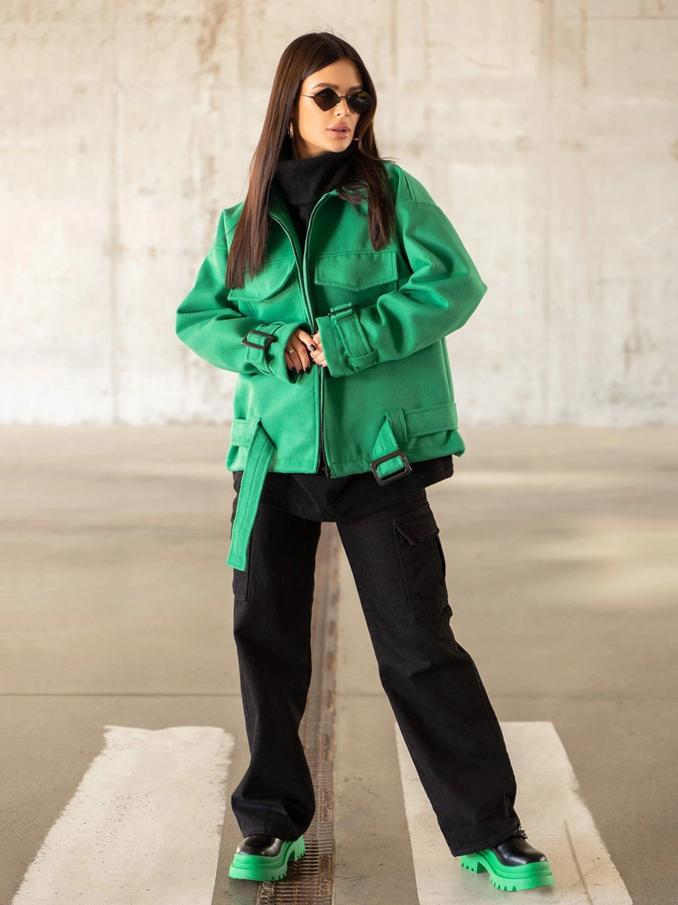 Куртки и дубленки ISSA Plus модель 13617_green Куртки и дубленки ISSA Plus модель 13617_green Фото