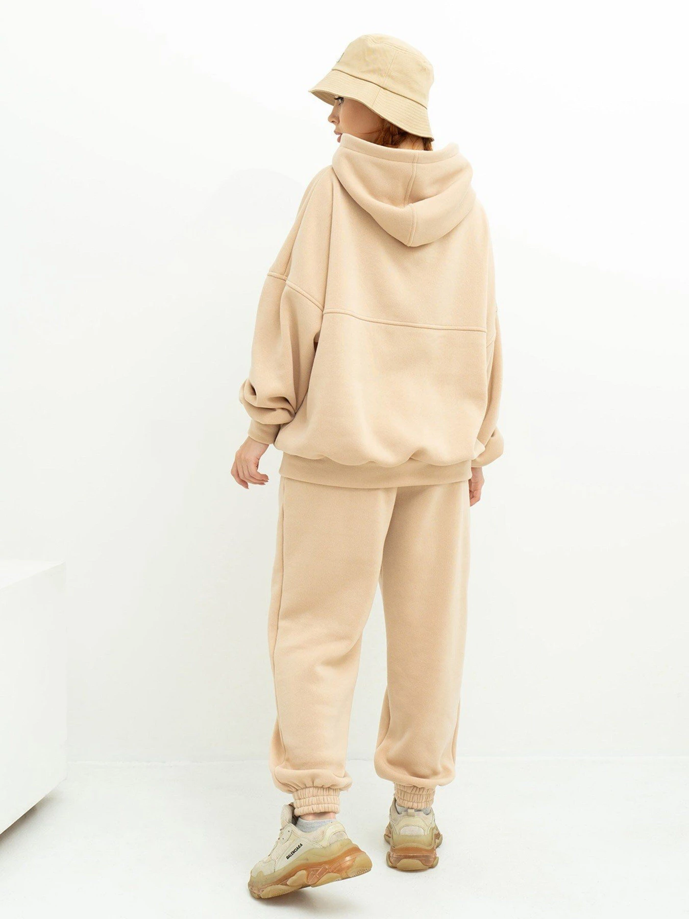 Костюмы ISSA Plus модель 13624_beige Костюмы ISSA Plus модель 13624_beige Фото