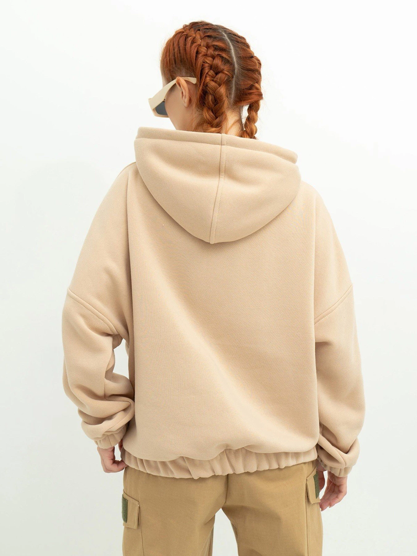 Худи и свитшоты ISSA Plus модель 13625_beige Худи и свитшоты ISSA Plus модель 13625_beige Фото