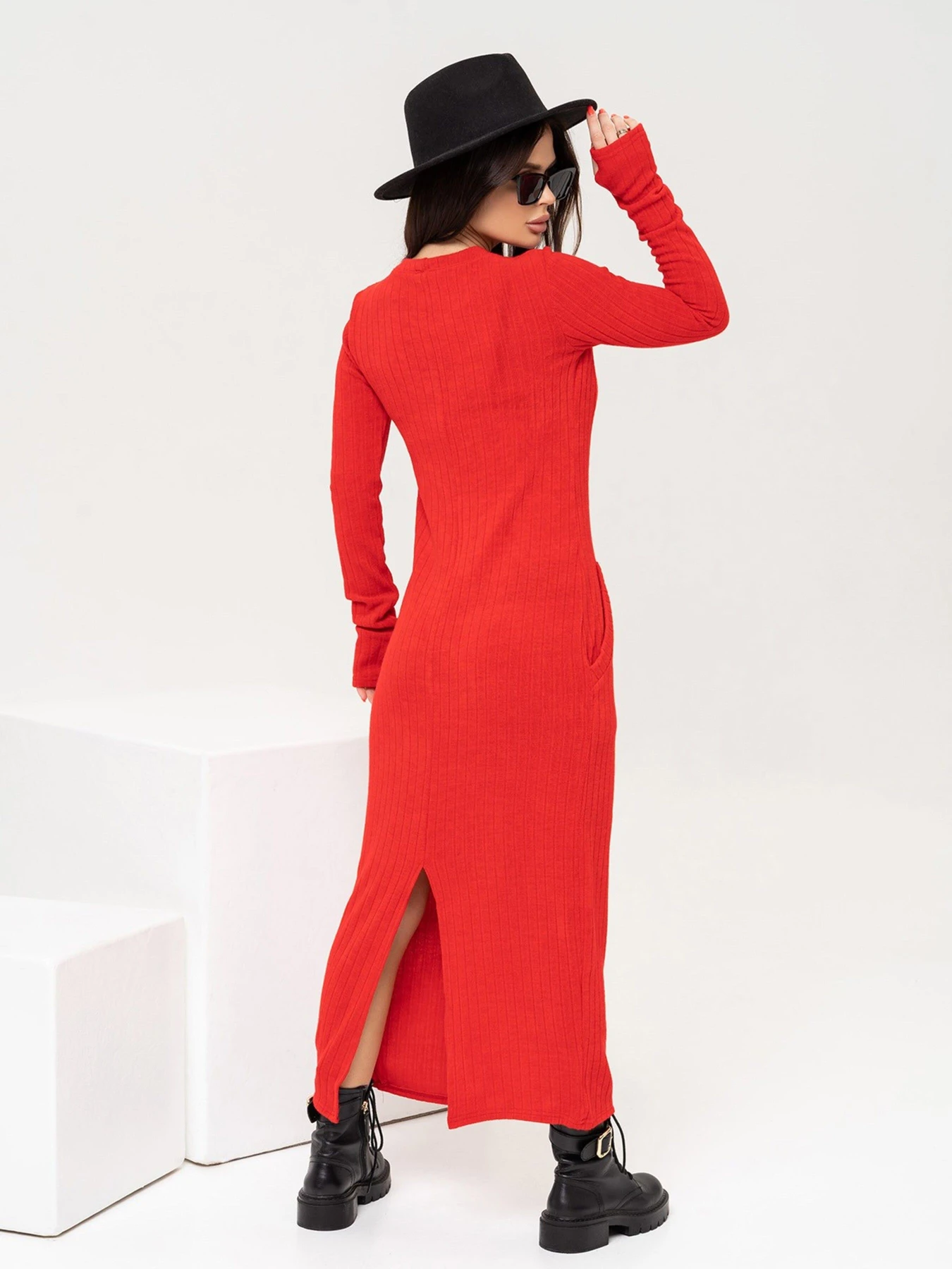Платья ISSA Plus модель 13646_red Платья ISSA Plus модель 13646_red Фото
