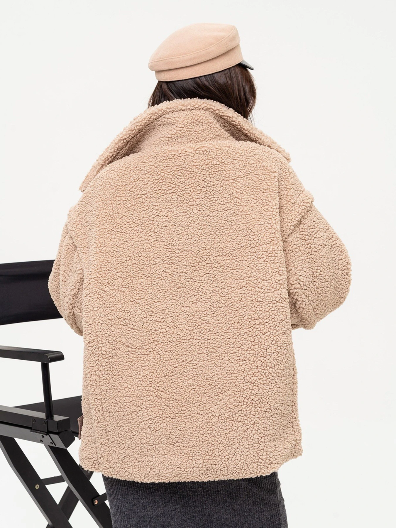 Куртки и дубленки ISSA Plus модель 13655_beige Фото