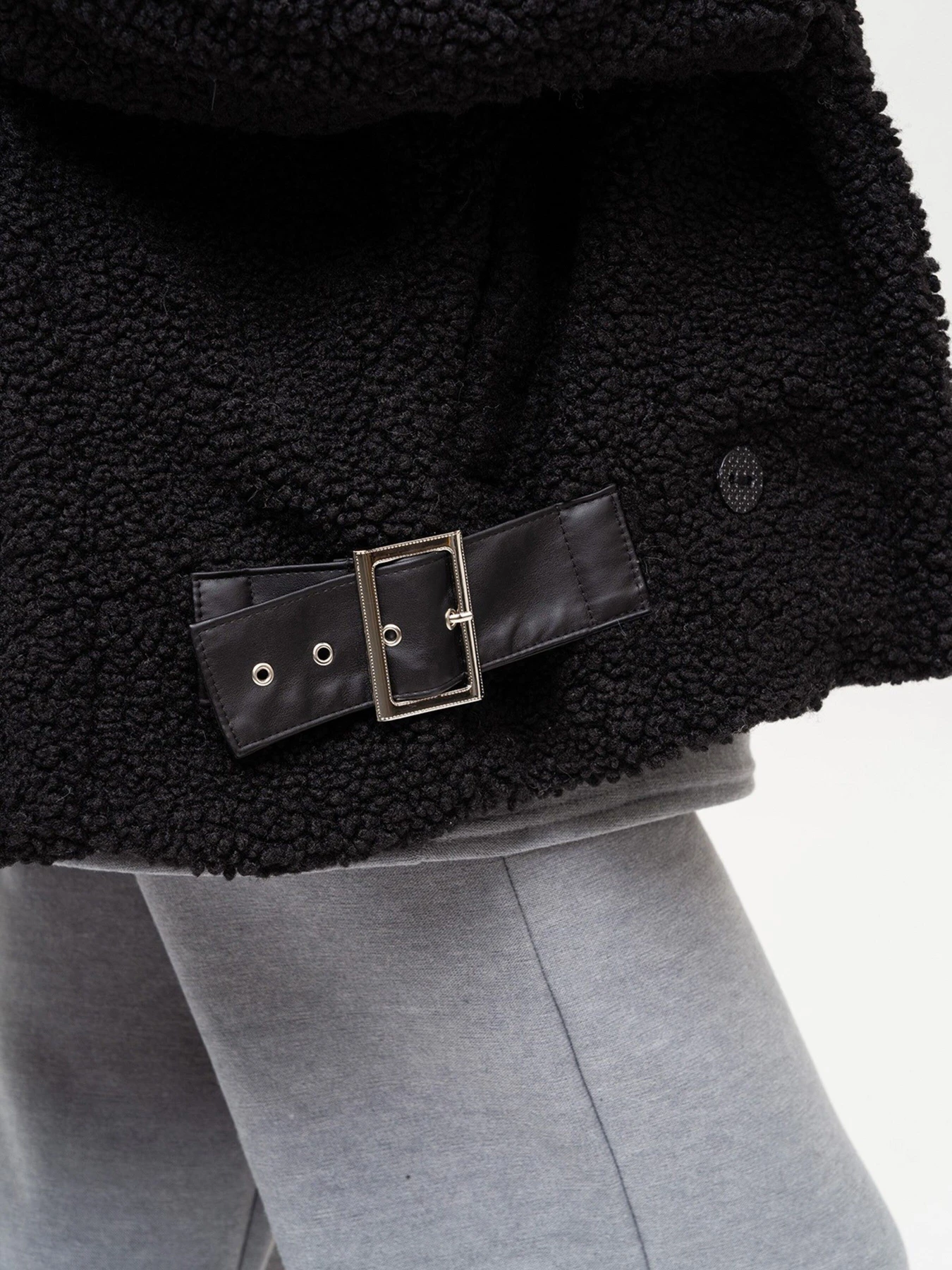 Куртки и дубленки ISSA Plus модель 13655_black Фото