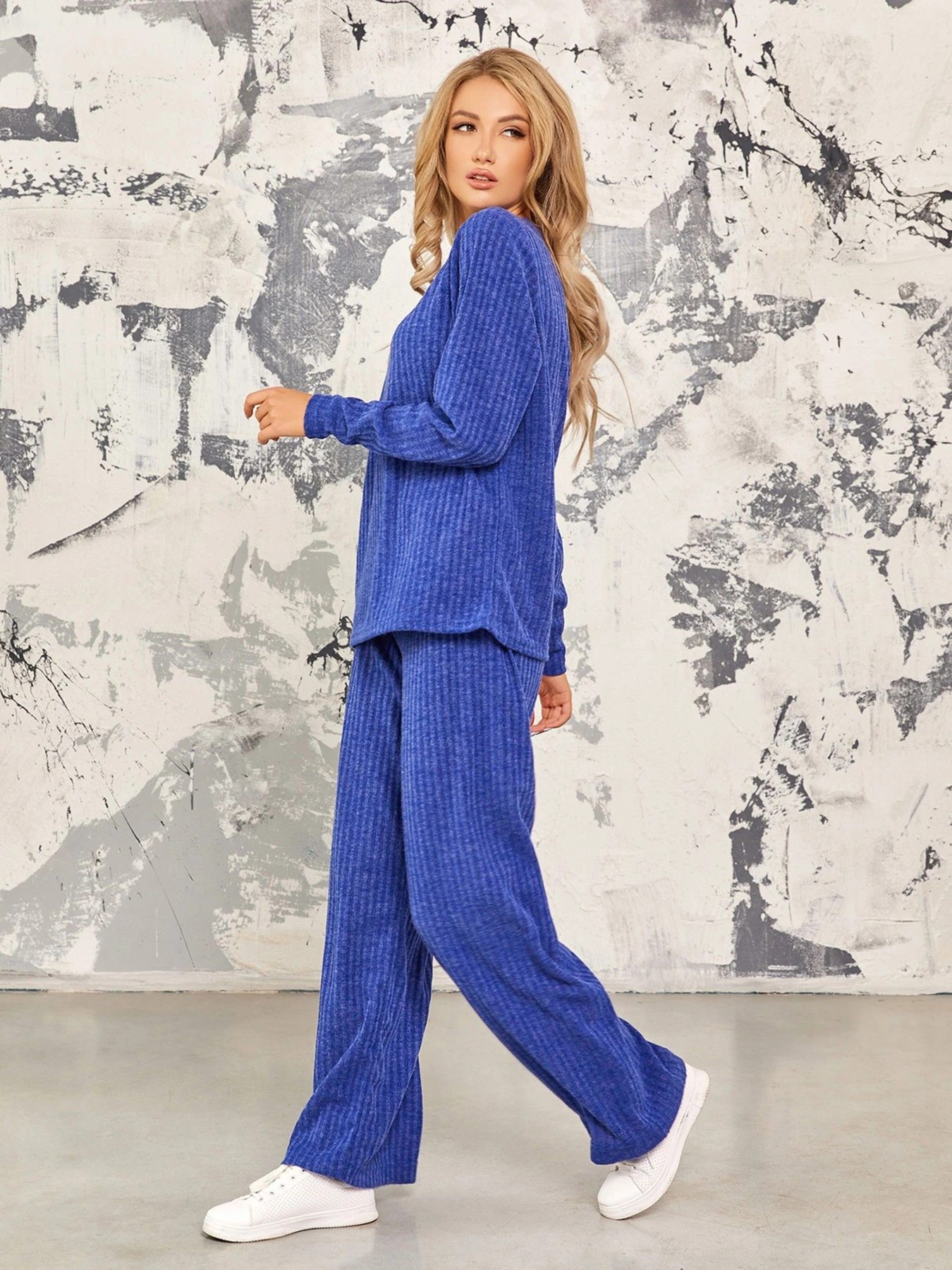 Костюмы ISSA Plus модель 12531_blue Фото