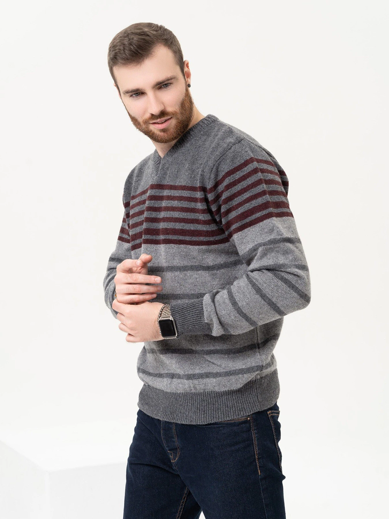 Свитры и кардиганы ISSA Plus модель GN4-95_grey Фото