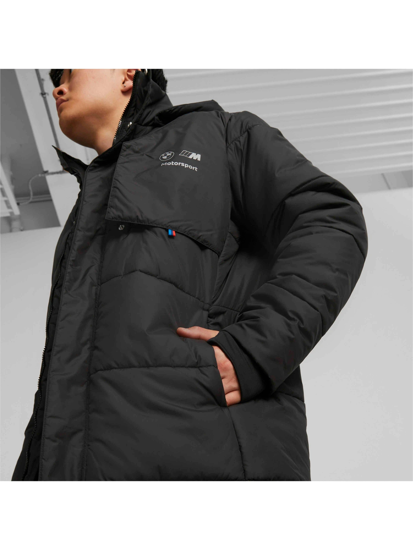 Куртки и дубленки PUMA Bmw Mms Life Winter Jacket модель 535888 Куртки и дубленки PUMA Bmw Mms Life Winter Jacket модель 535888 Фото