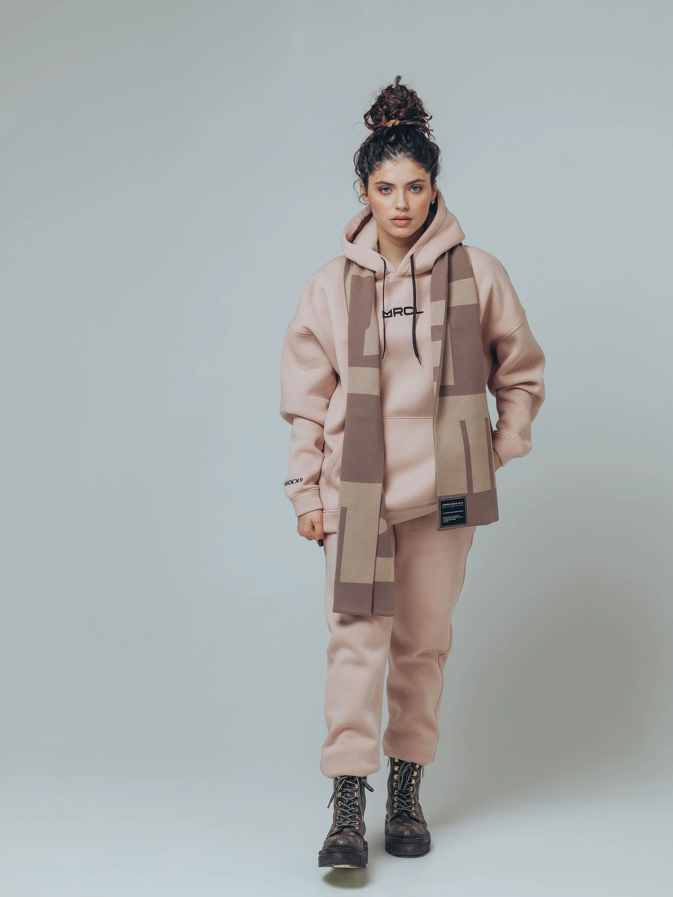 Шарфы и платки Miracle Kids модель 90-02-005 Шарфы и платки Miracle Kids модель 90-02-005 Фото